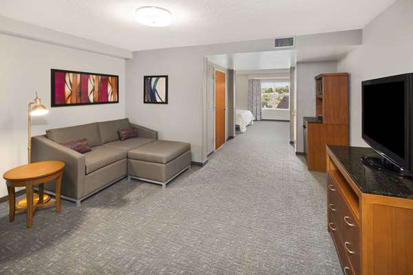  - Hilton Garden Inn Madison - I-55, Exit 108