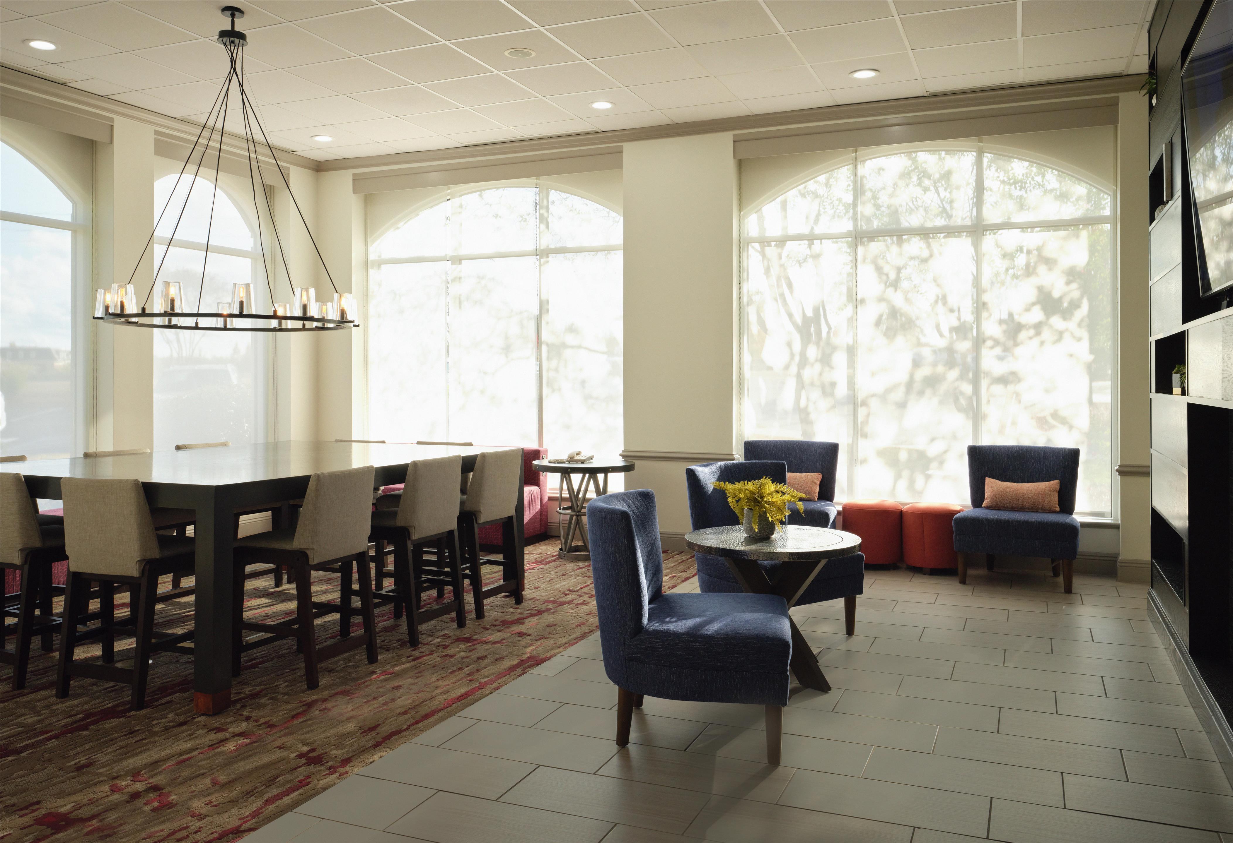 Lobby | Hilton Garden Inn Jackson/Madison