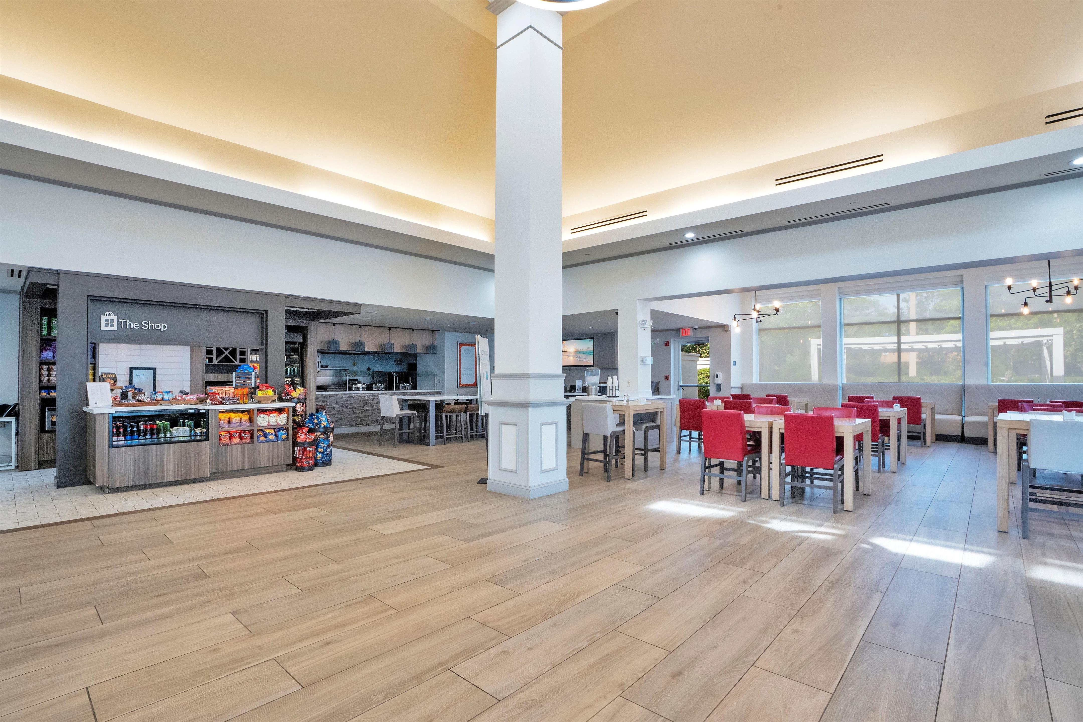 Lobby | Hilton Garden Inn Jacksonville Airport