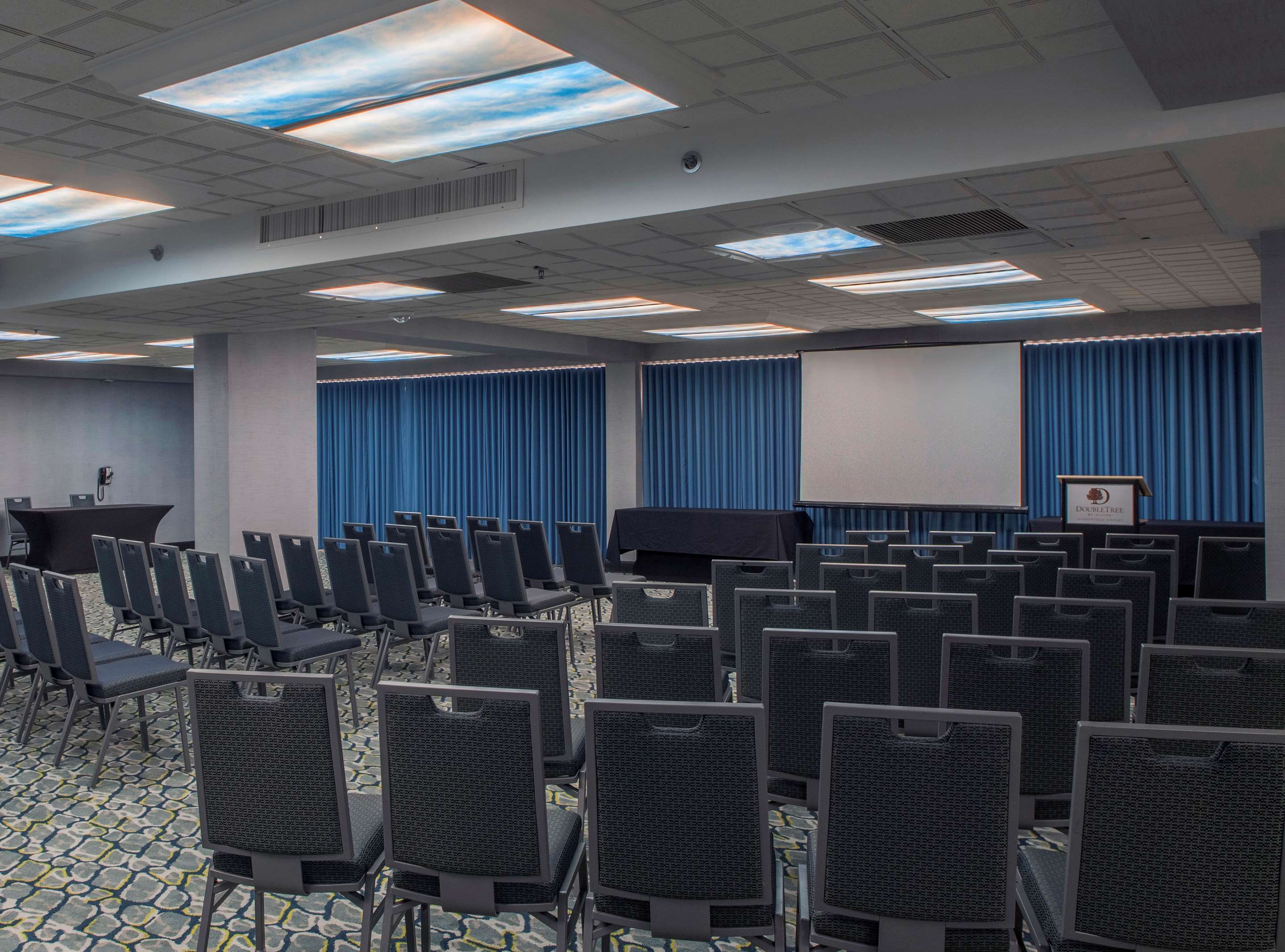 Meeting Room | DoubleTree by Hilton Hotel Jacksonville Airport