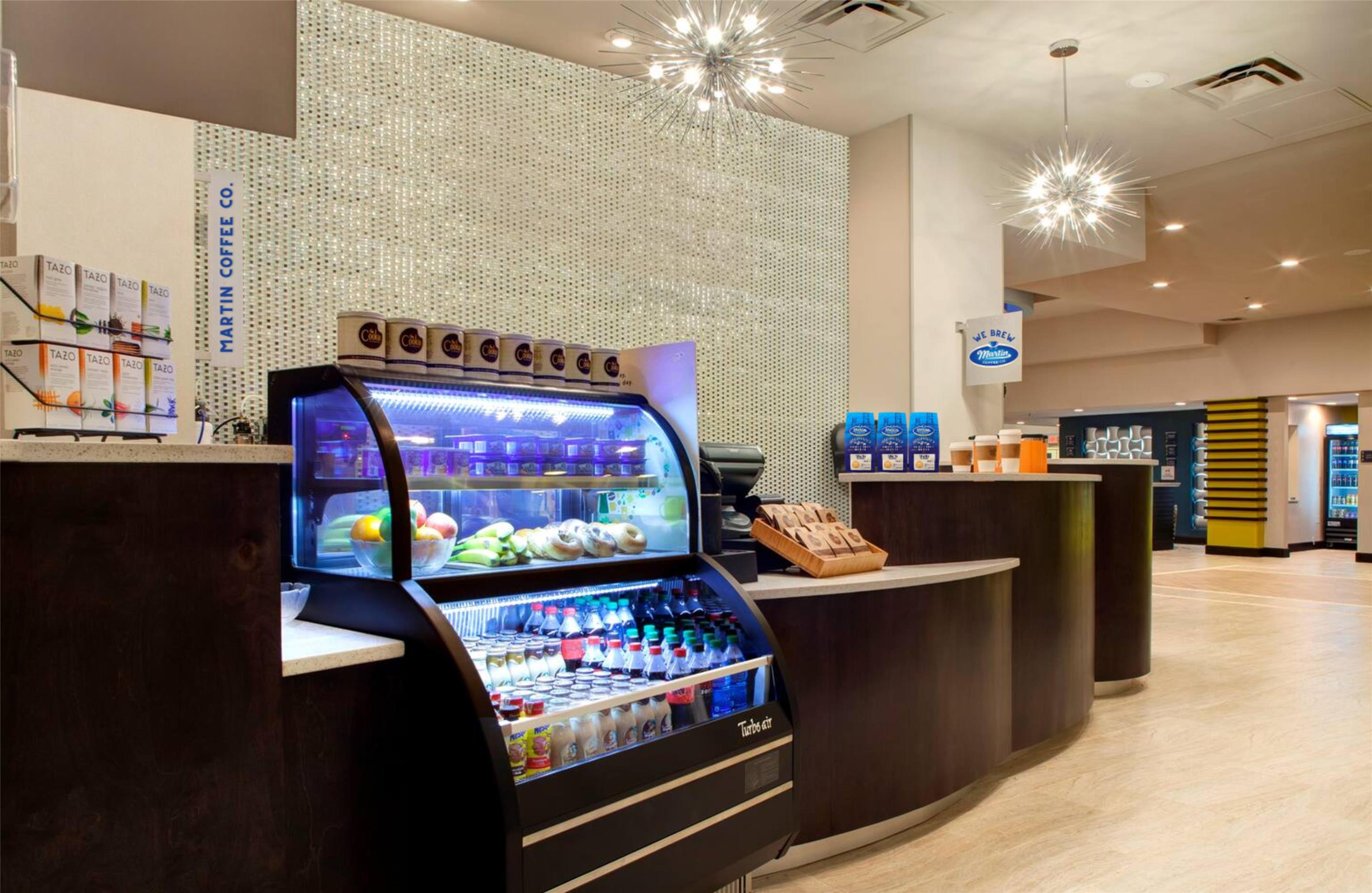 Restaurant | DoubleTree by Hilton Hotel Jacksonville Airport