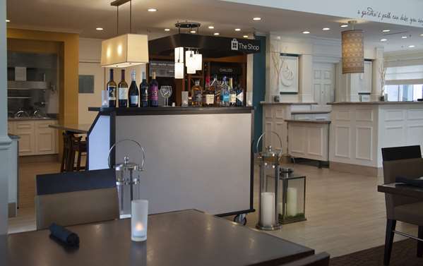 Restaurant - Hilton Garden Inn Deerwood Park Jacksonville