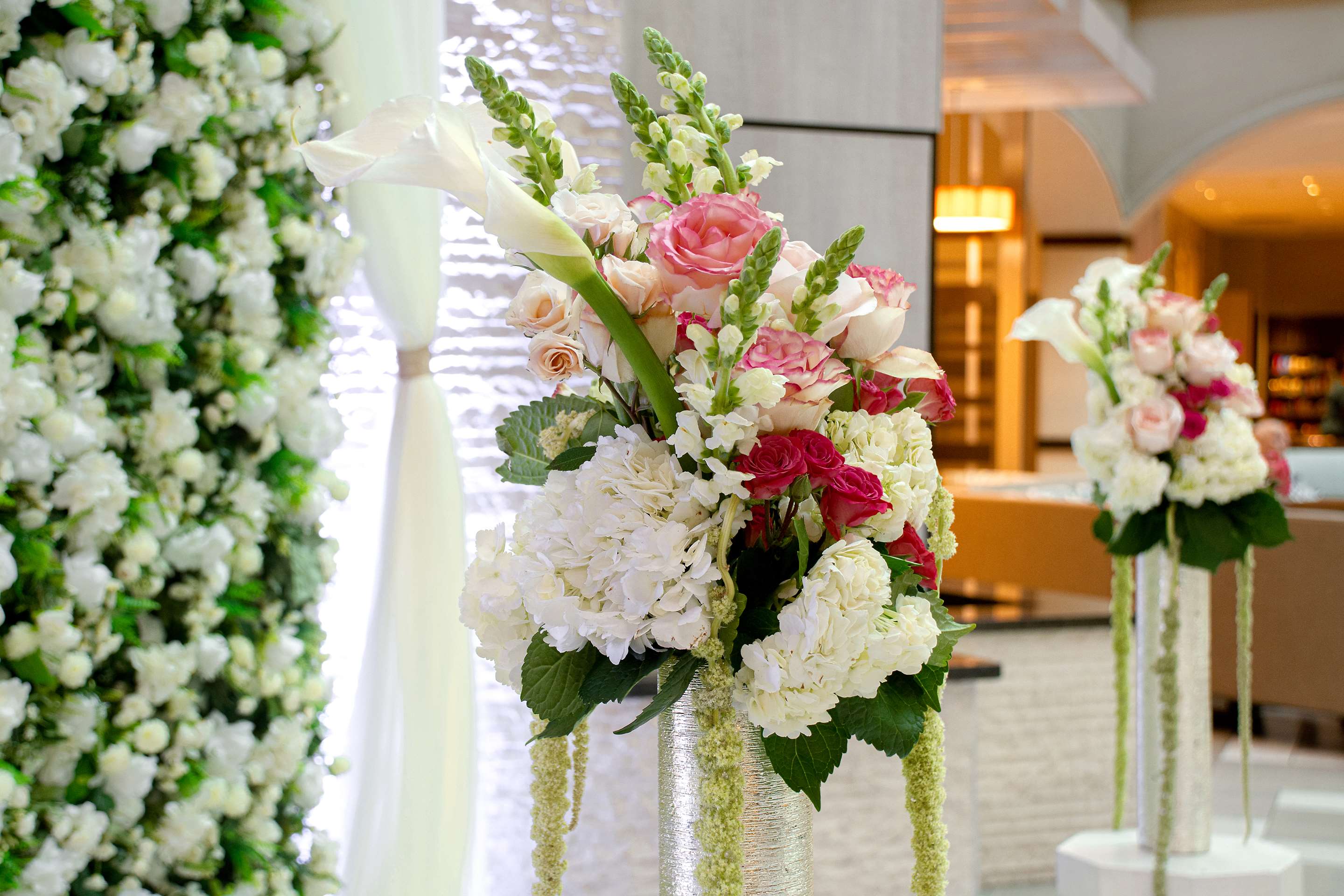 Lobby | Embassy Suites by Hilton Jacksonville Baymeadows