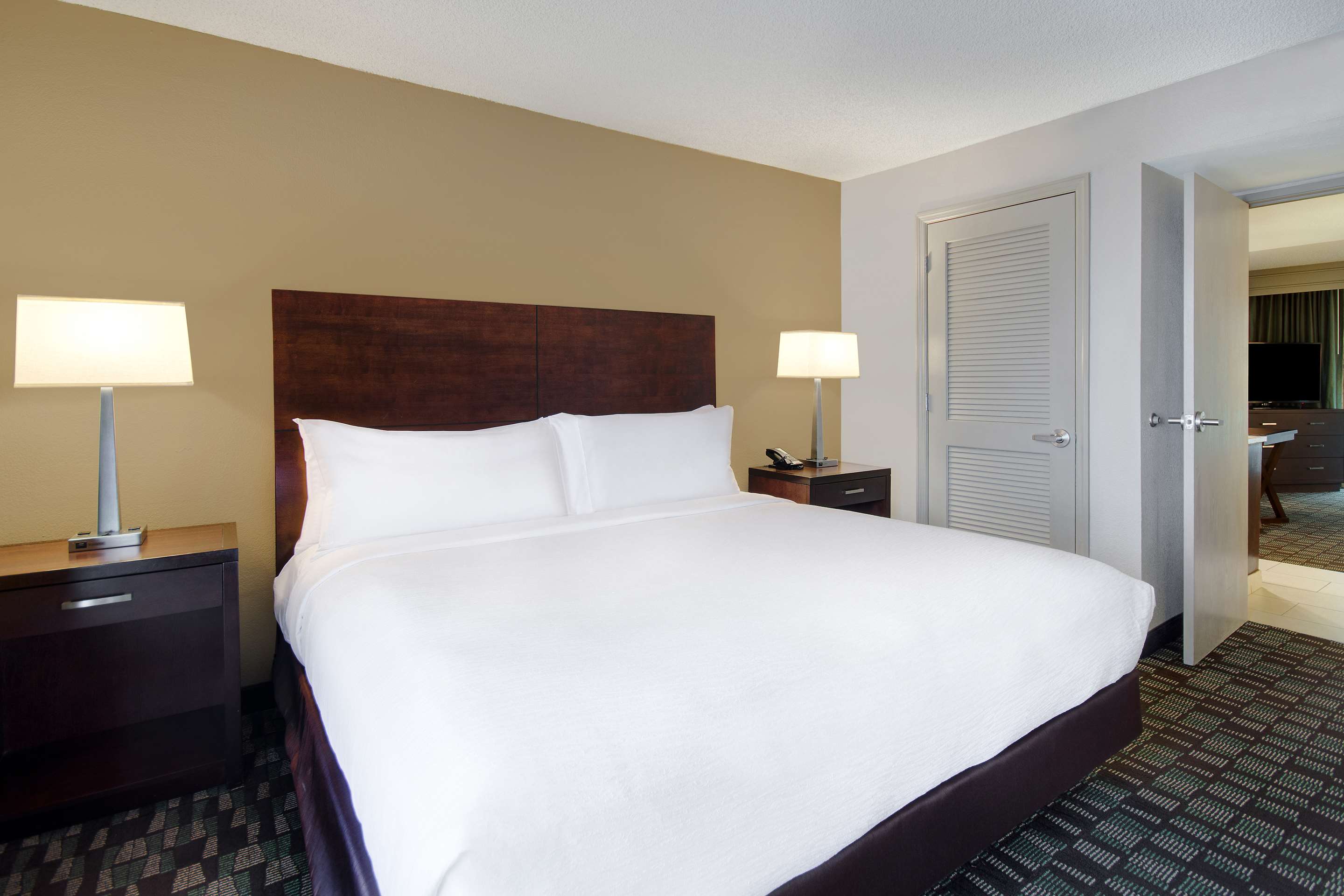 Guest room