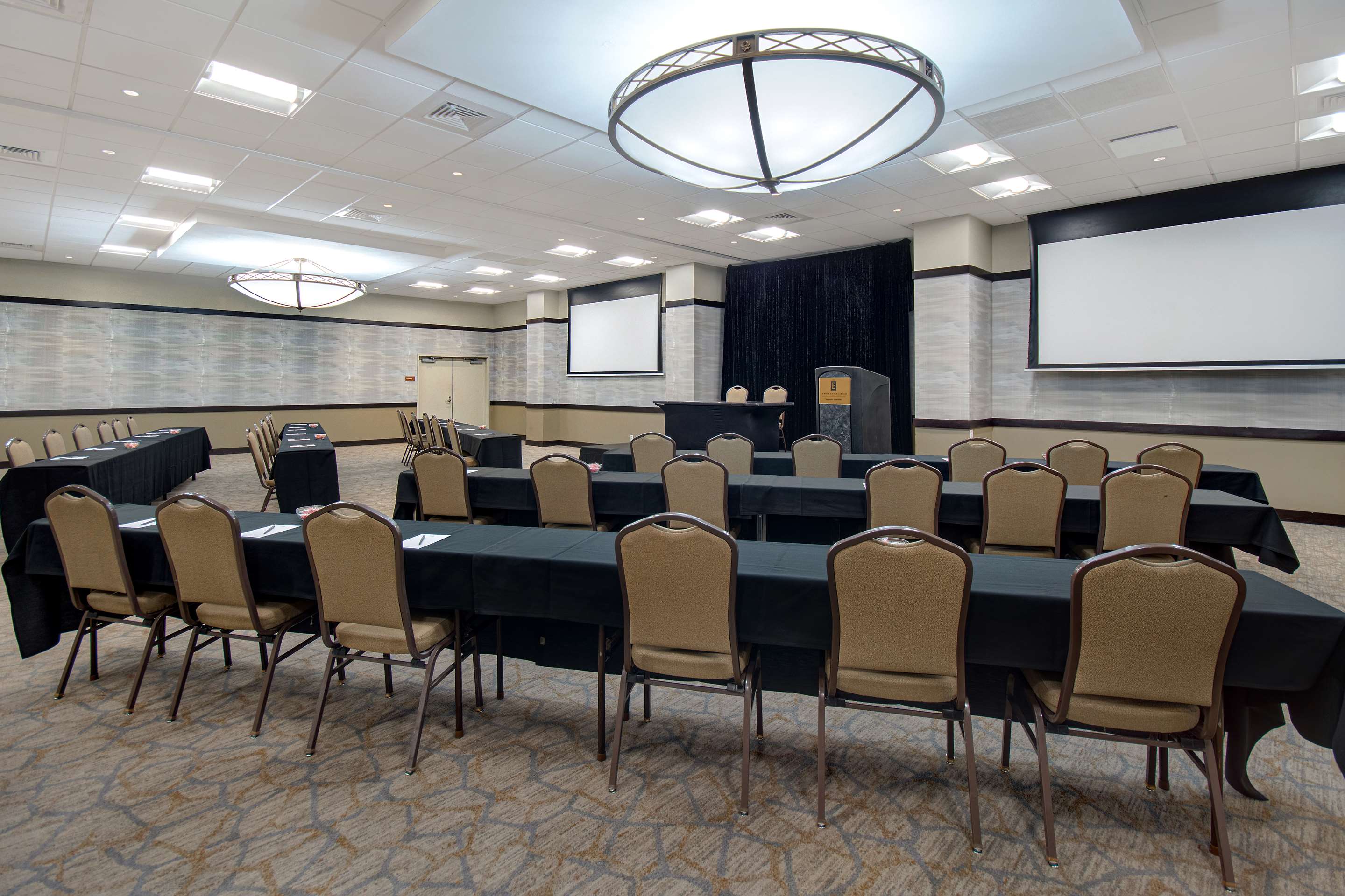 Meeting Room | Embassy Suites by Hilton Jacksonville Baymeadows