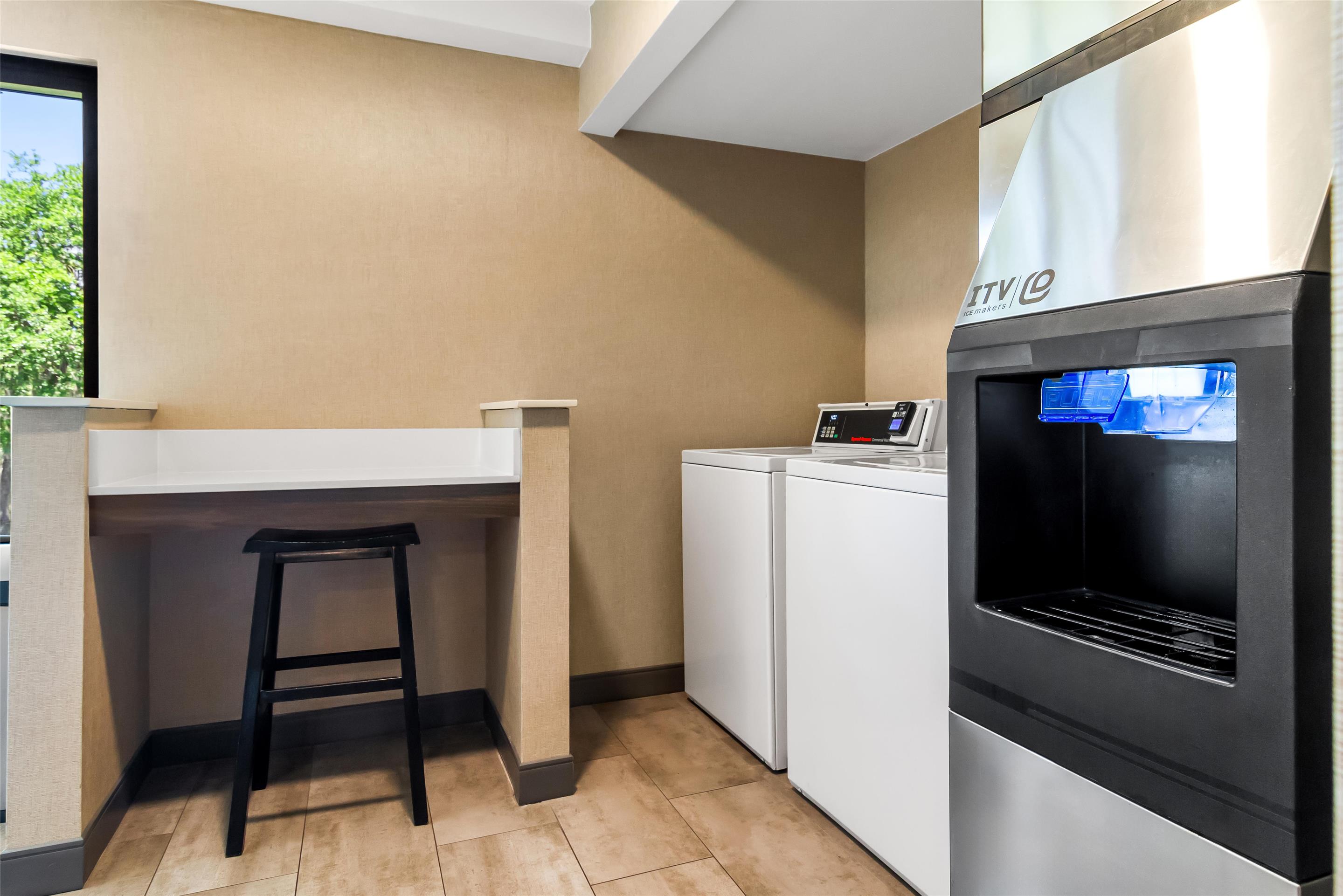 Laundry | Hampton Inn Jacksonville Ponte Vedra