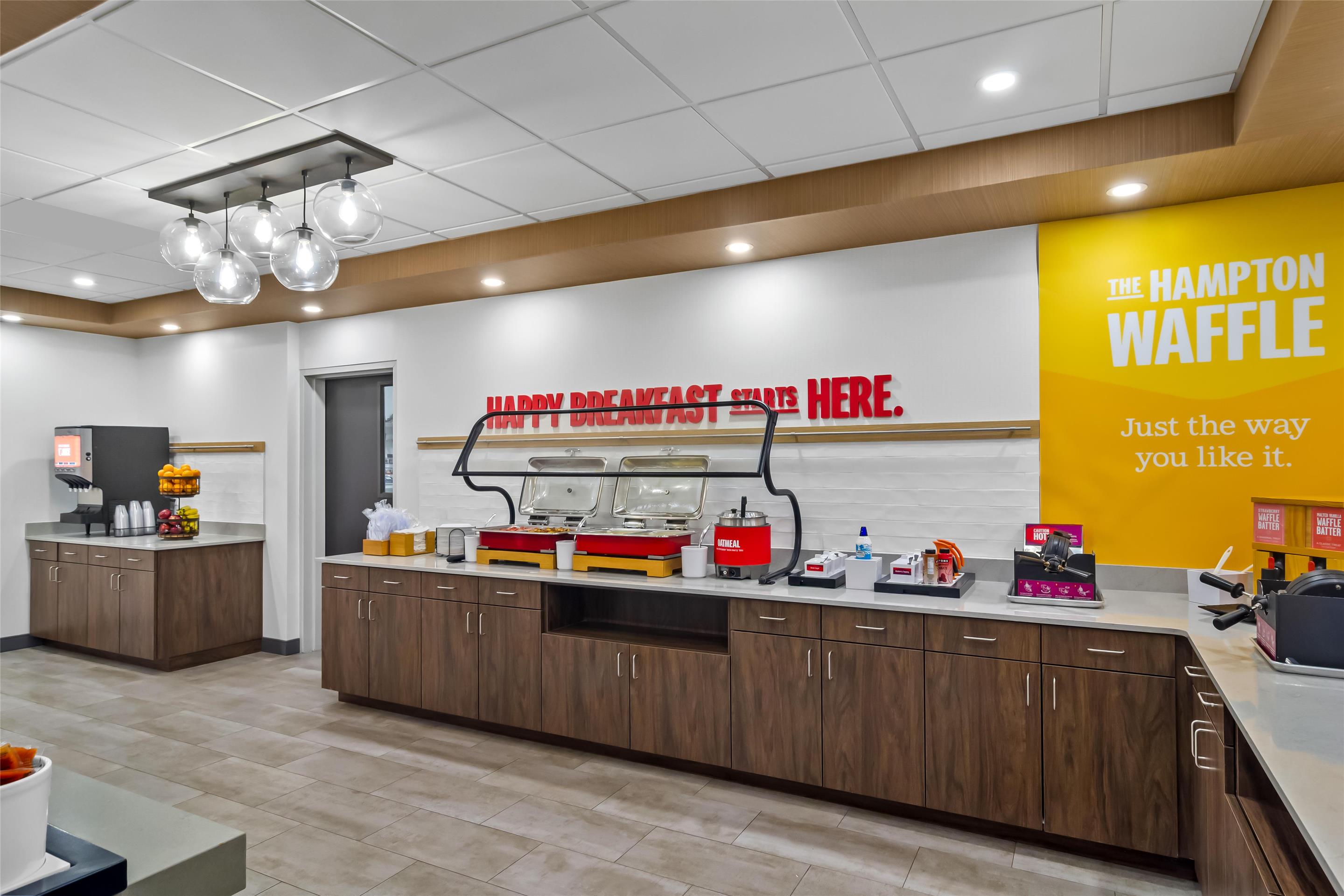 Breakfast Area | Hampton Inn Jacksonville Ponte Vedra