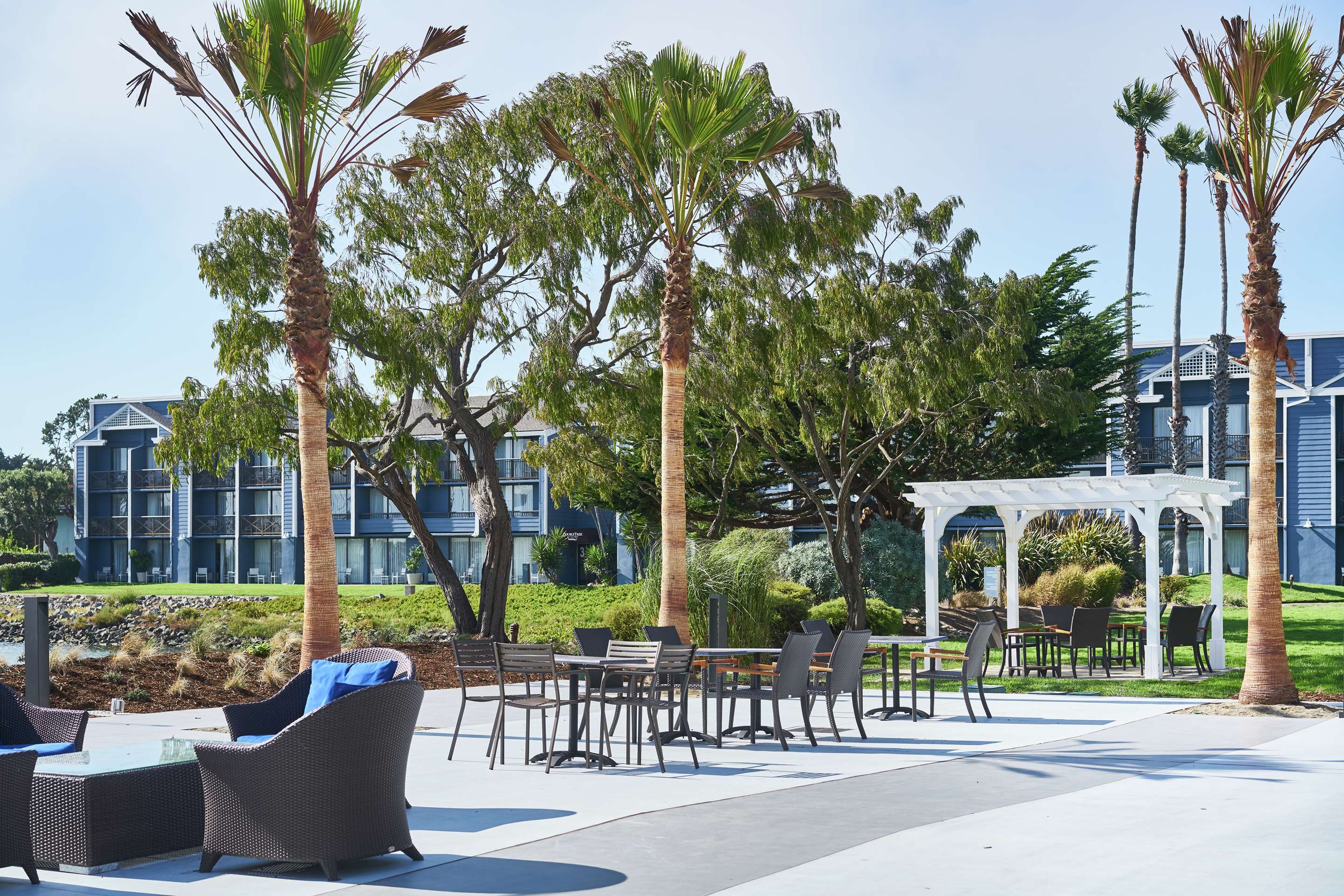 Exterior | DoubleTree by Hilton Hotel Berkeley Marina