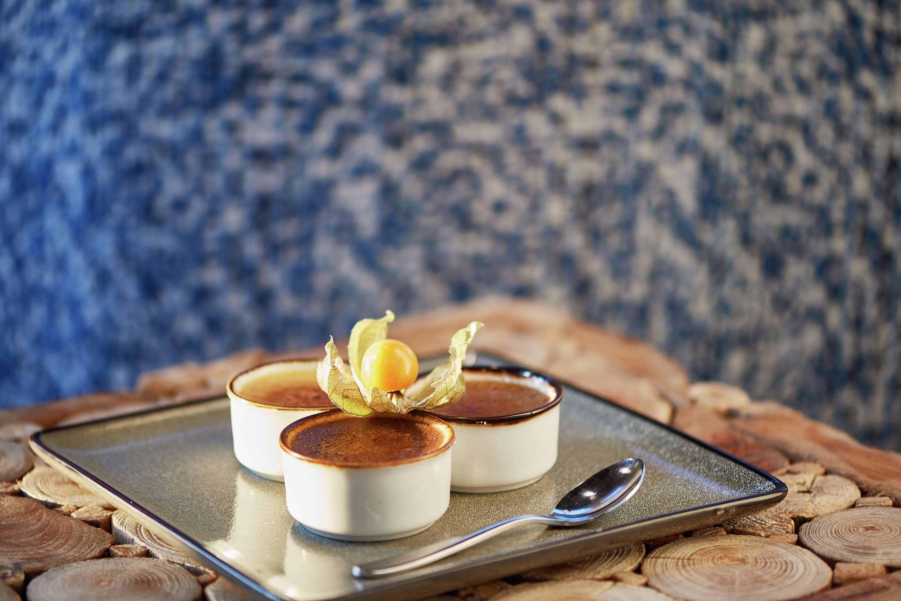 Restaurant | DoubleTree by Hilton Hotel Berkeley Marina
