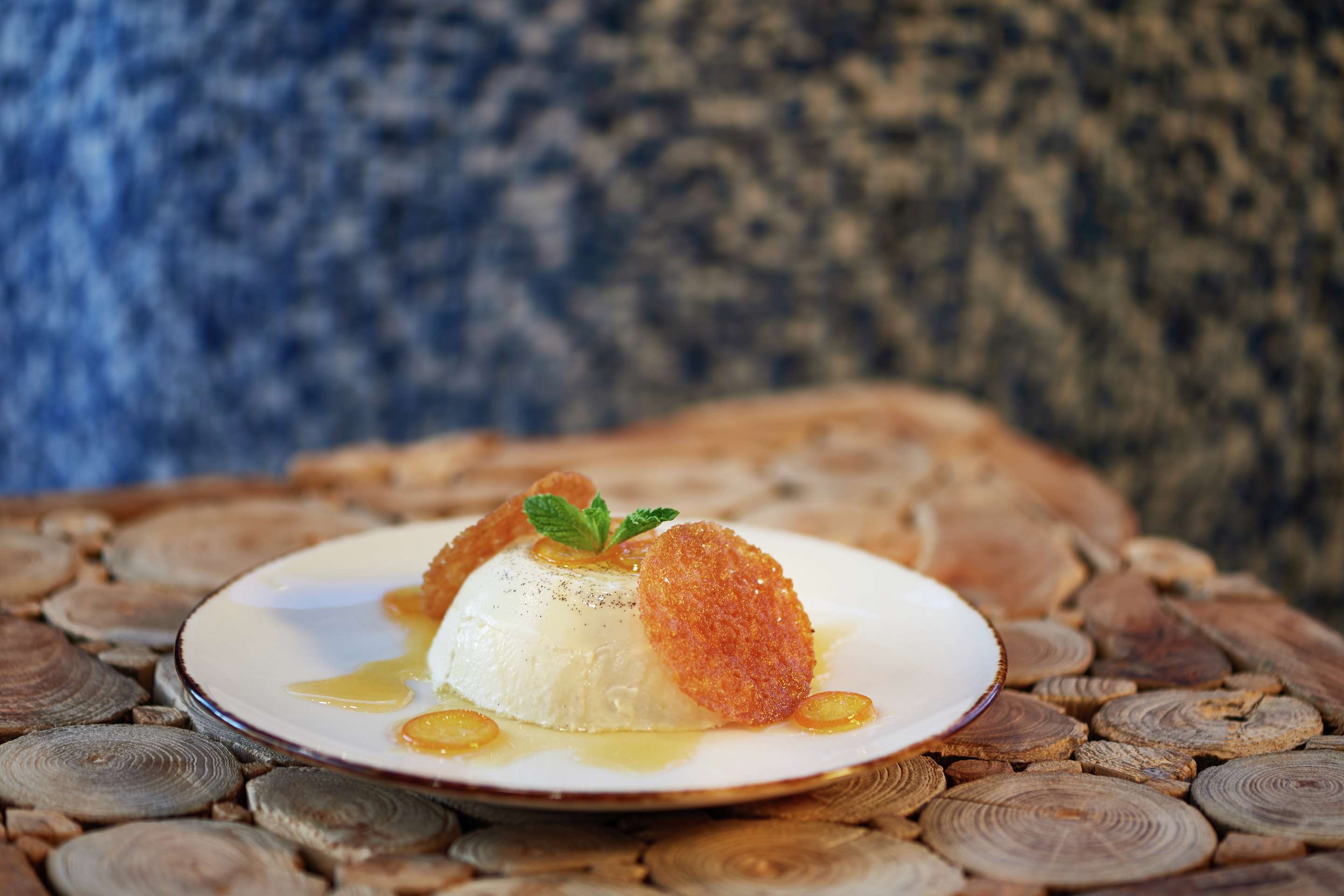 Restaurant | DoubleTree by Hilton Hotel Berkeley Marina