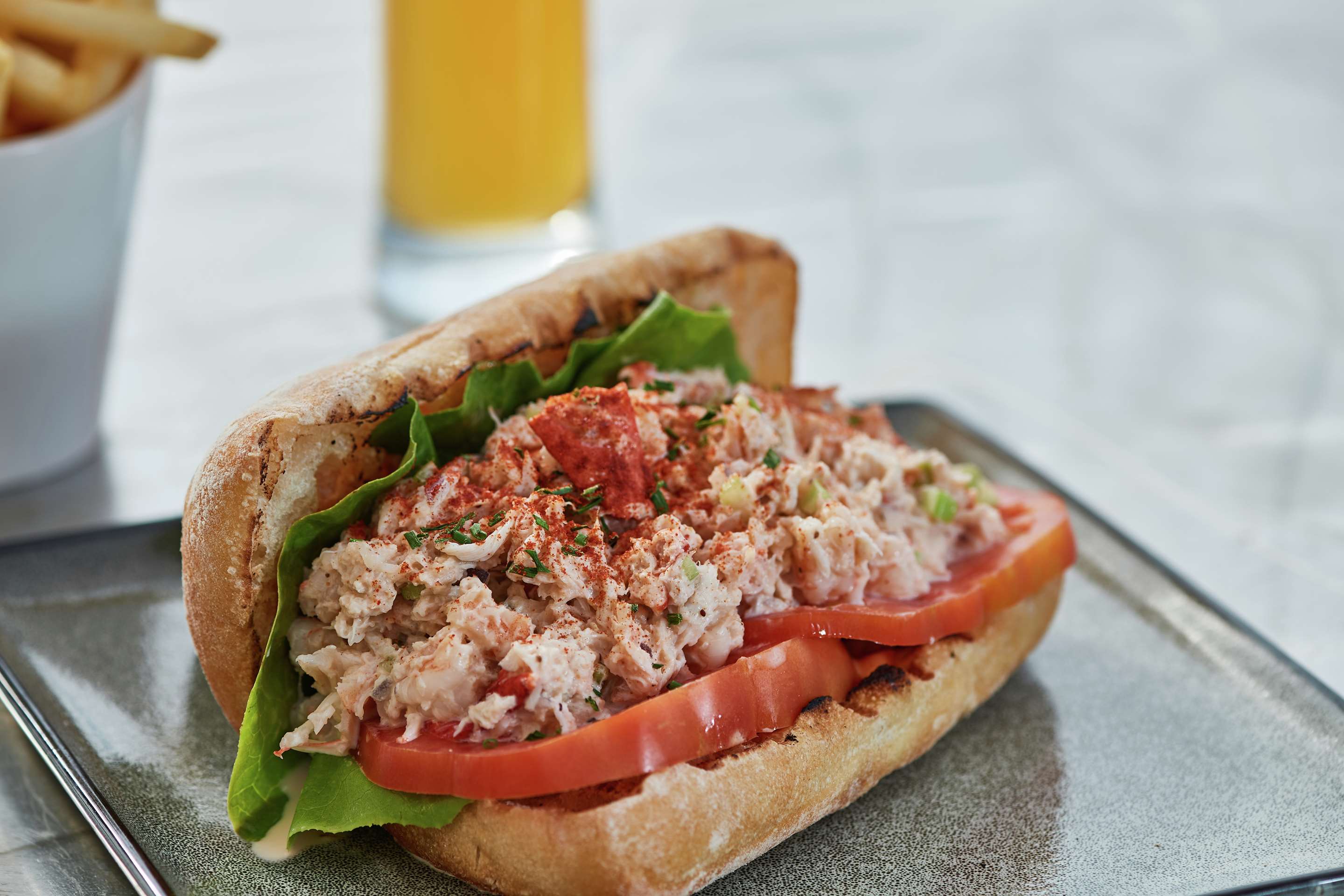 Restaurant | DoubleTree by Hilton Hotel Berkeley Marina
