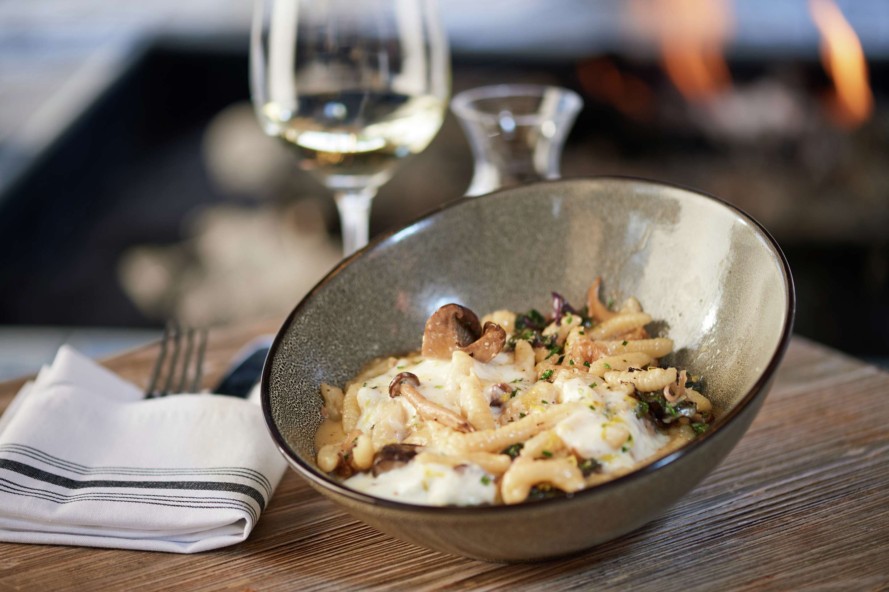 Restaurant | DoubleTree by Hilton Hotel Berkeley Marina