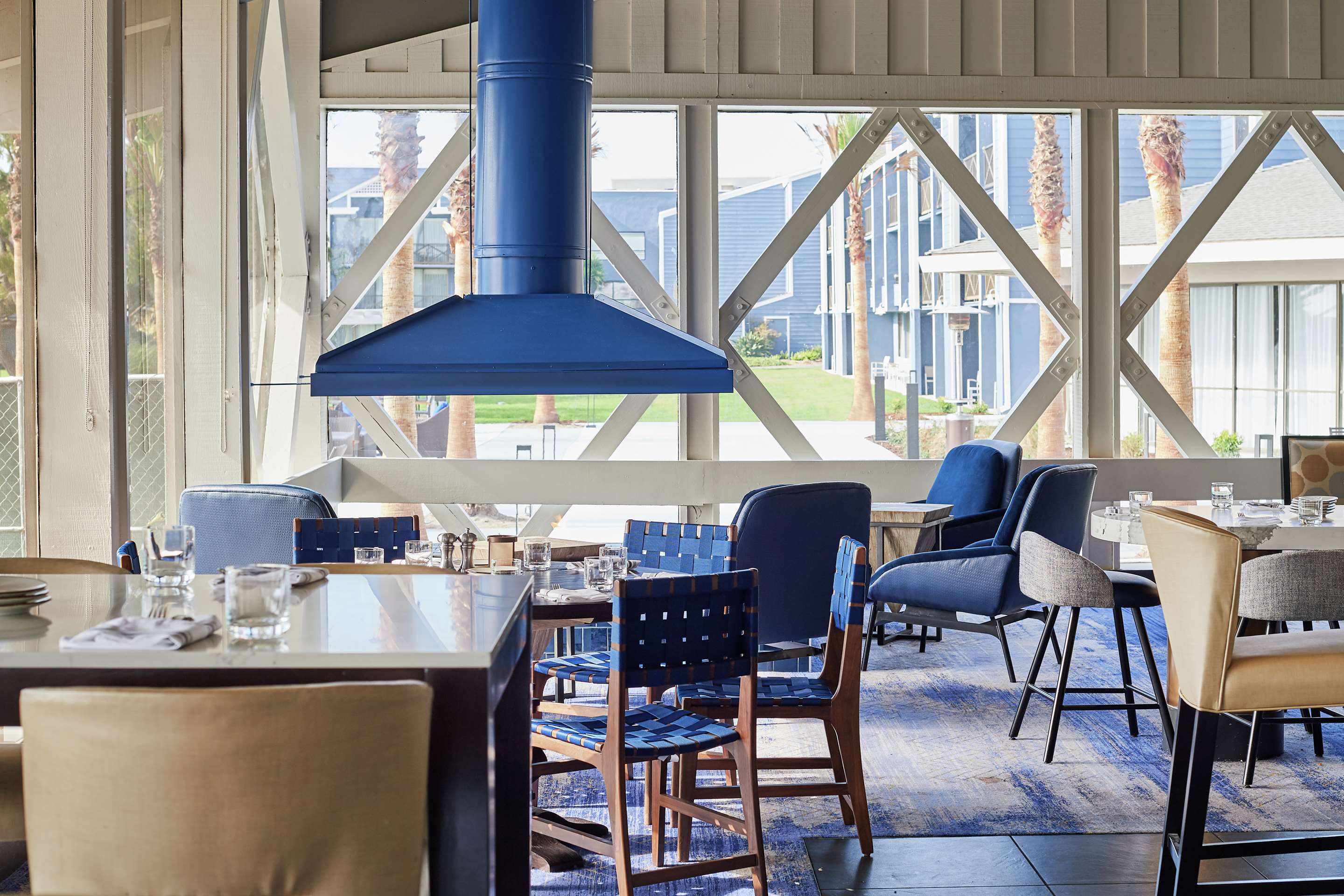 Restaurant | DoubleTree by Hilton Hotel Berkeley Marina