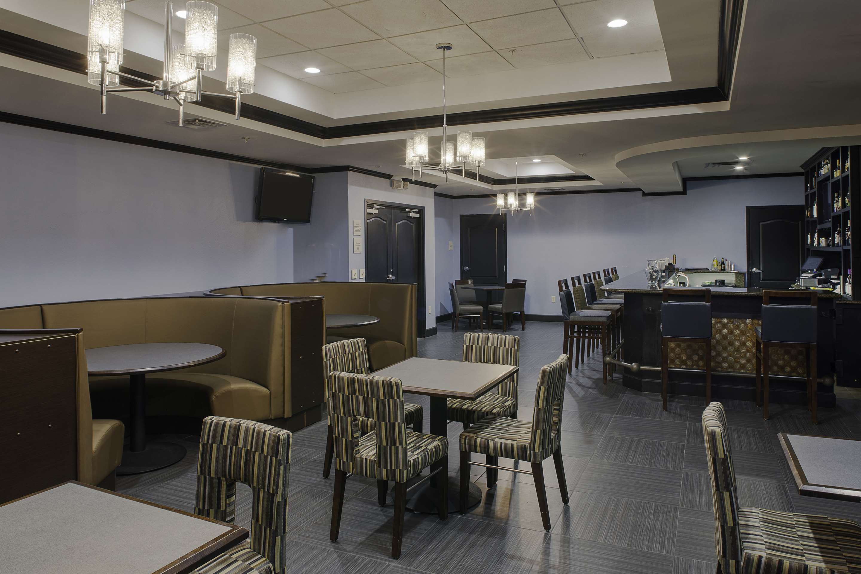 BarLounge | Hilton Garden Inn Jonesboro