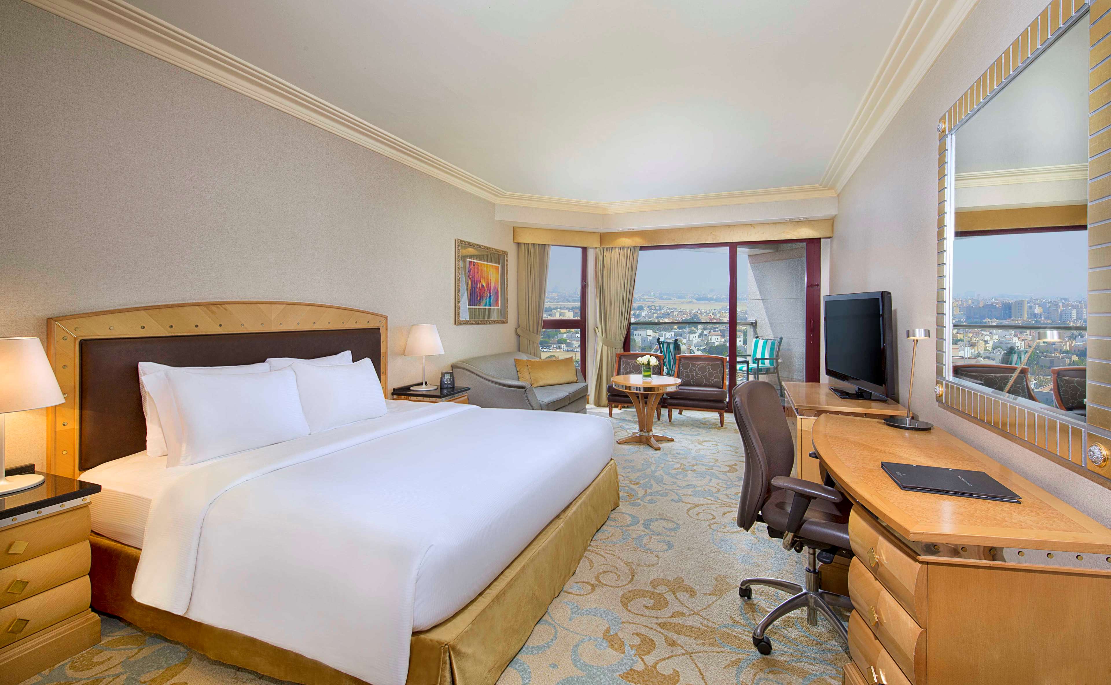 Jeddah Hilton Room Type - DLX FAMILY CONNECTING CV