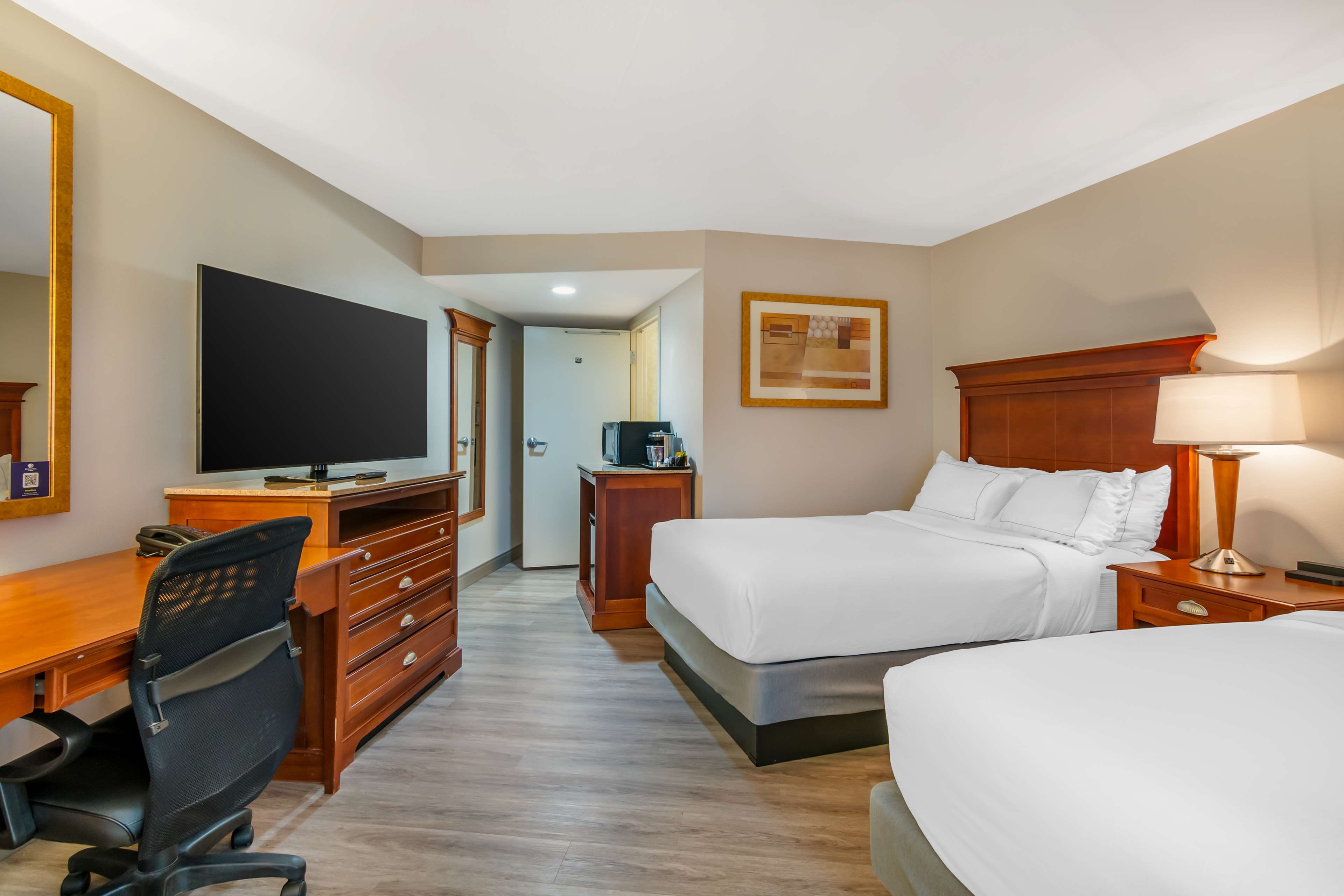 DoubleTree by Hilton Hotel Jefferson City Room Type - 2 DOUBLES DELUXE RM NONSMO
