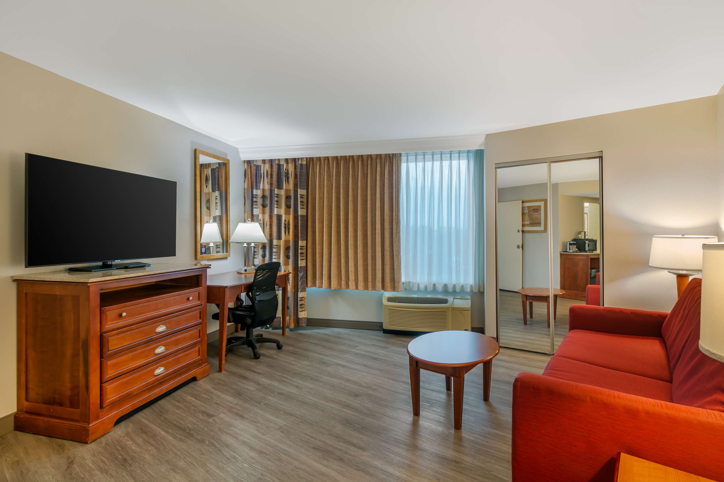 Guest room