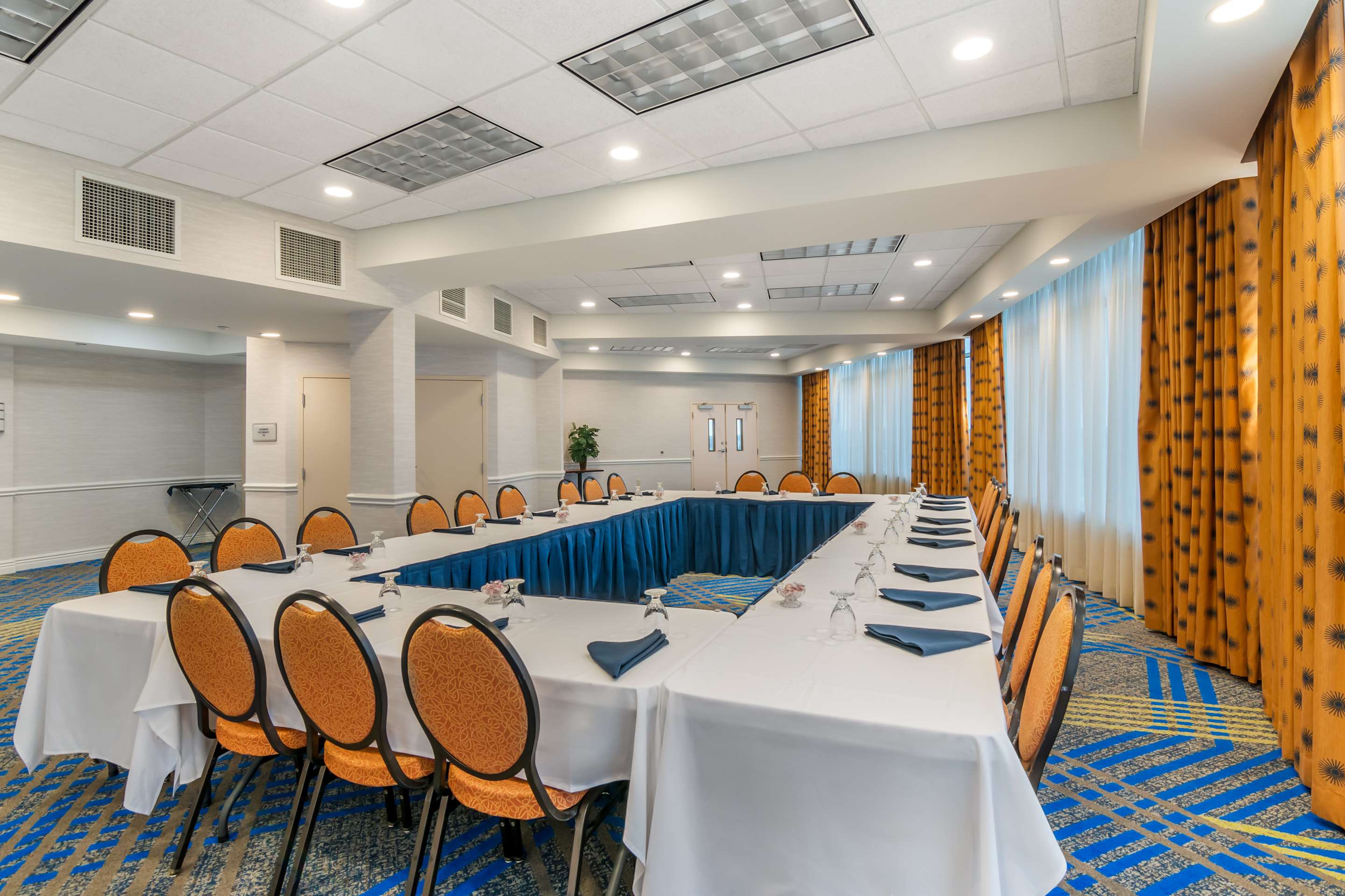 Meeting Room | DoubleTree by Hilton Hotel Jefferson City