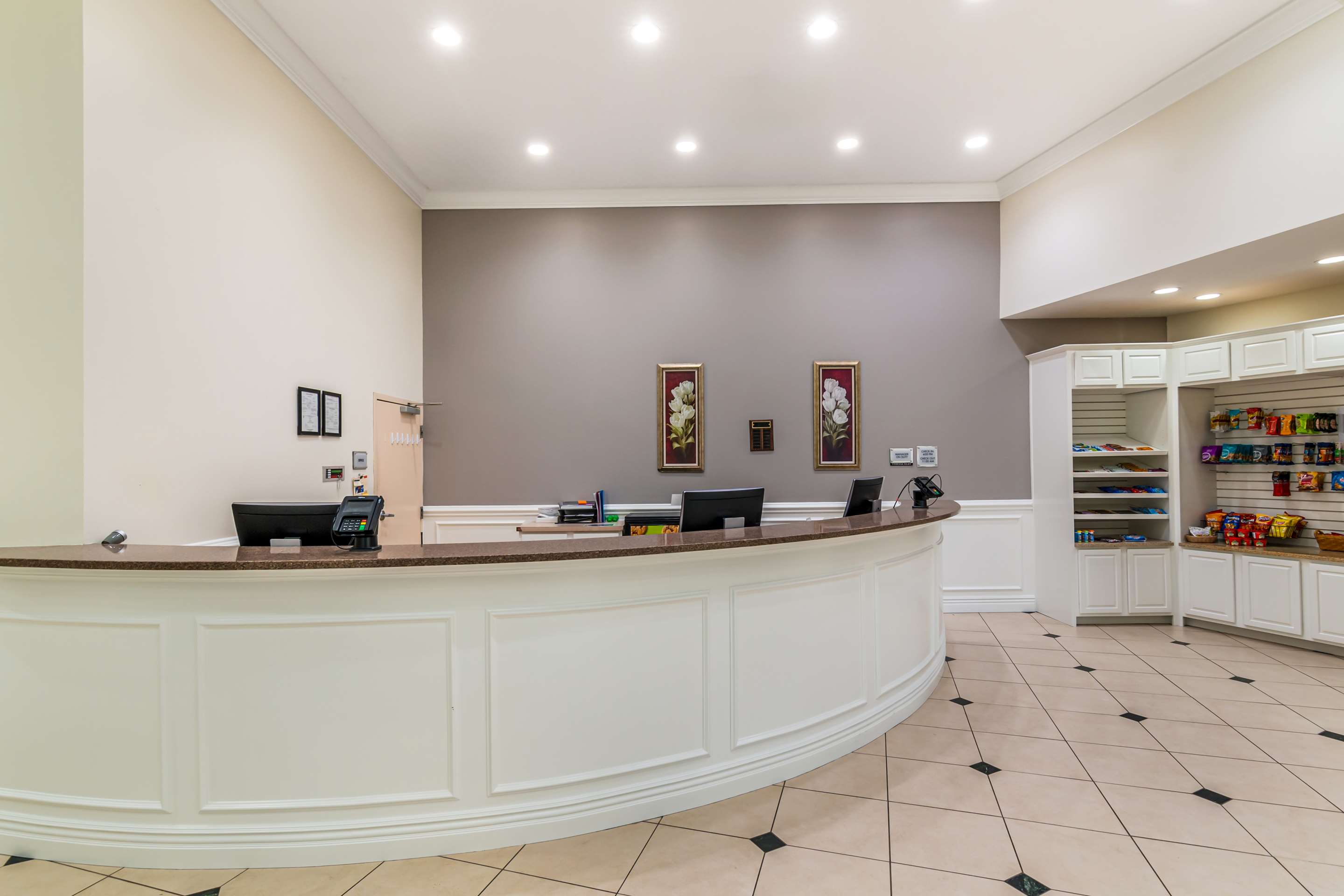 Reception | DoubleTree by Hilton Hotel Jefferson City
