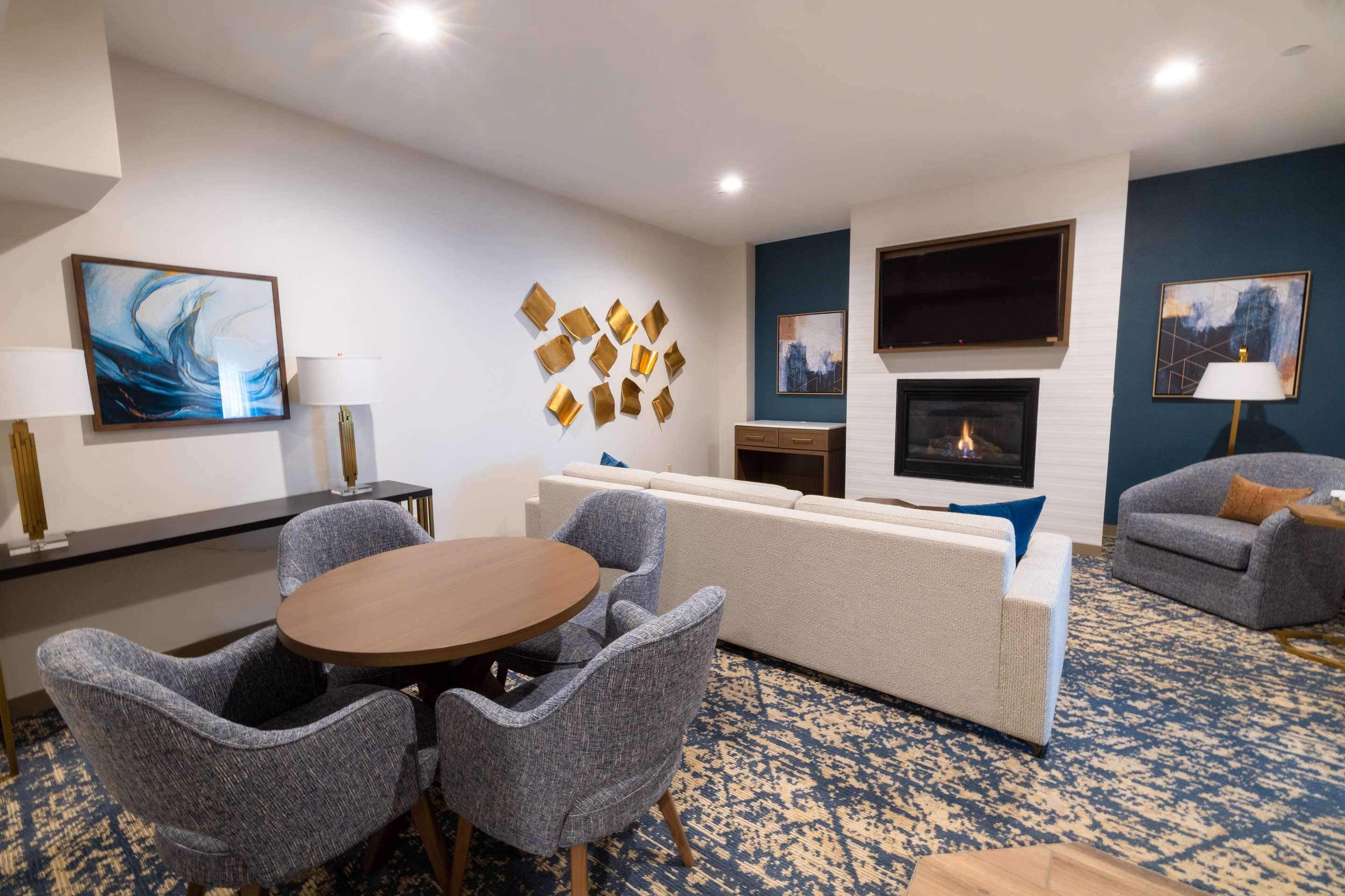 Guest room