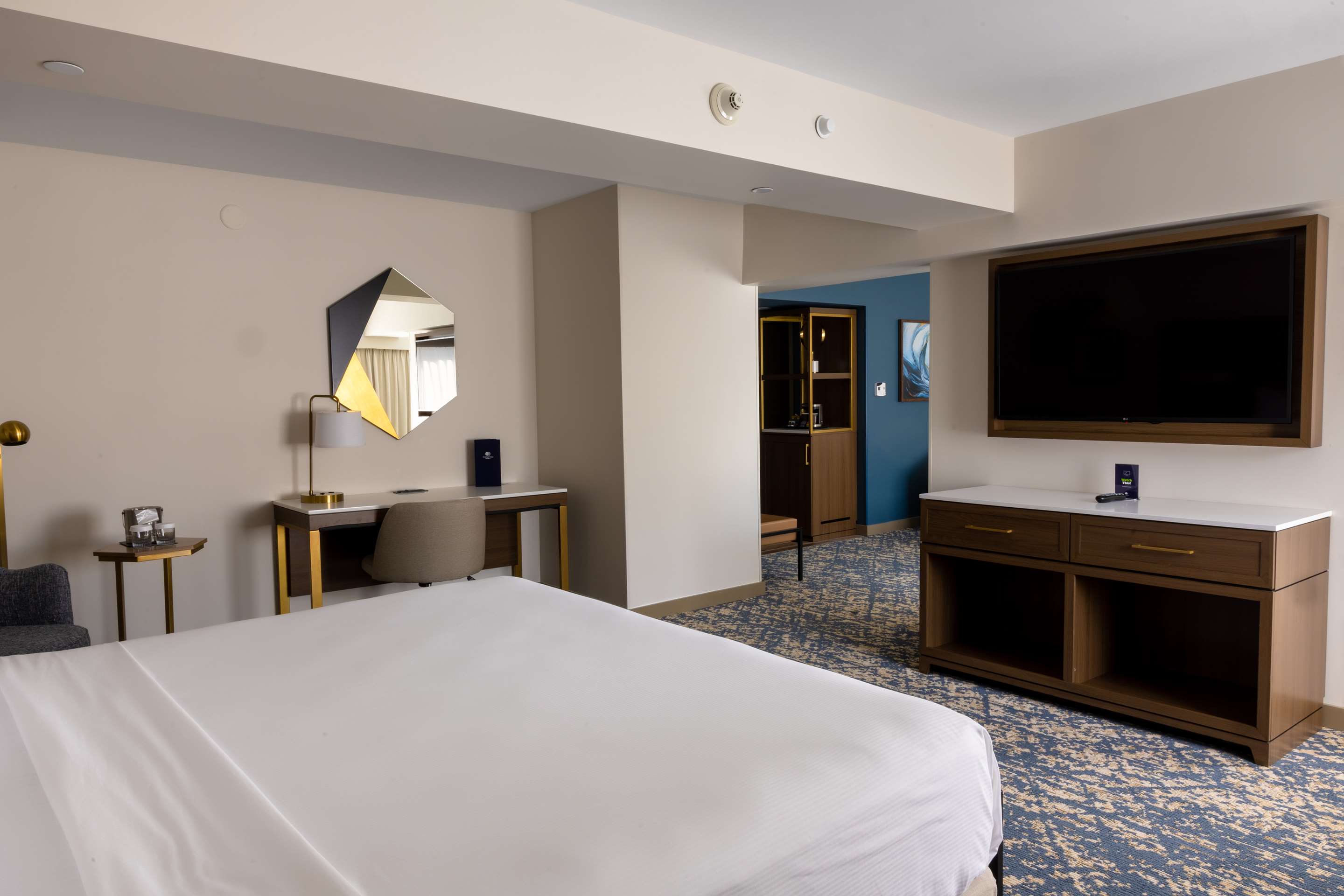 Guest room