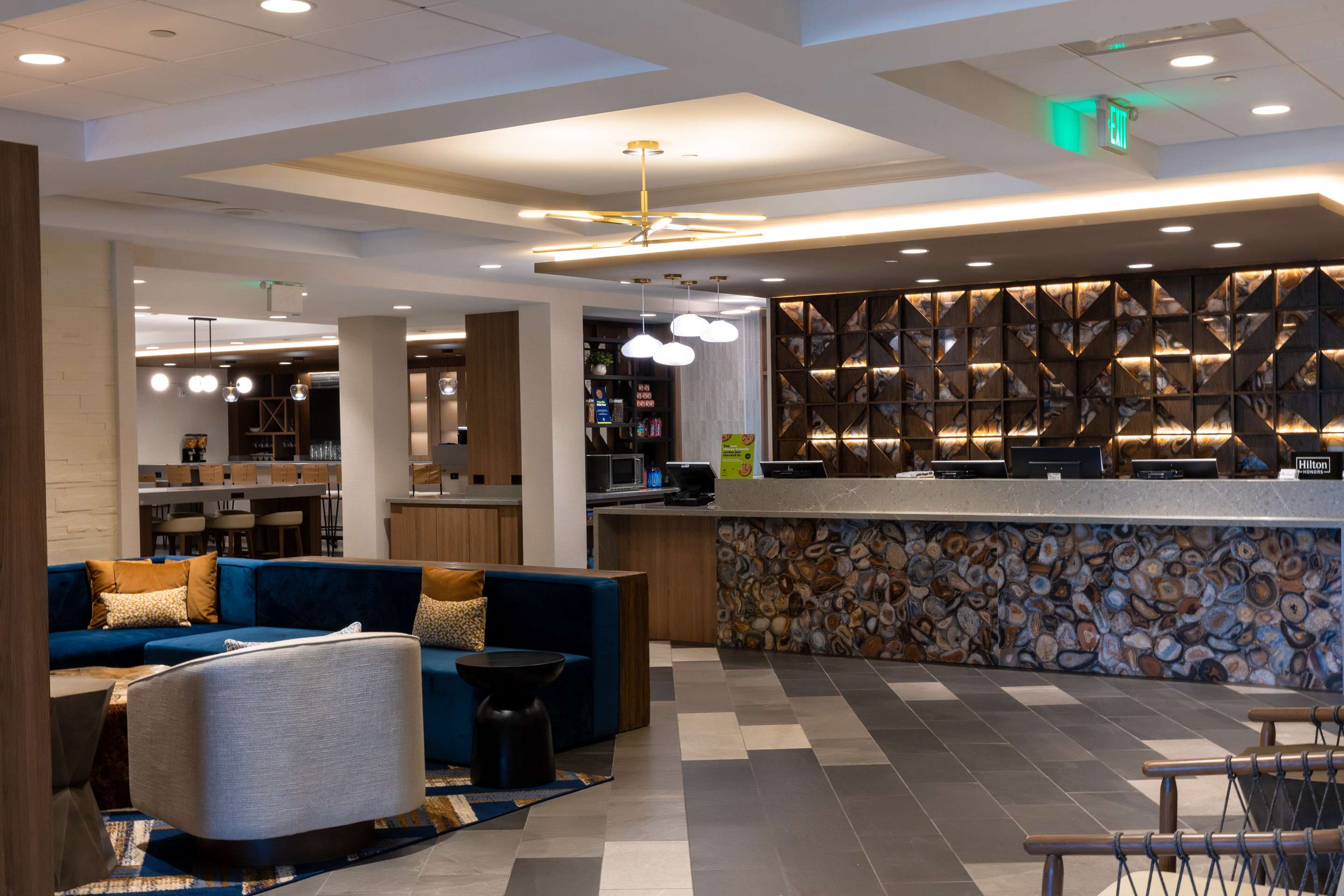 Reception | DoubleTree by Hilton Tinton Falls - Eatontown