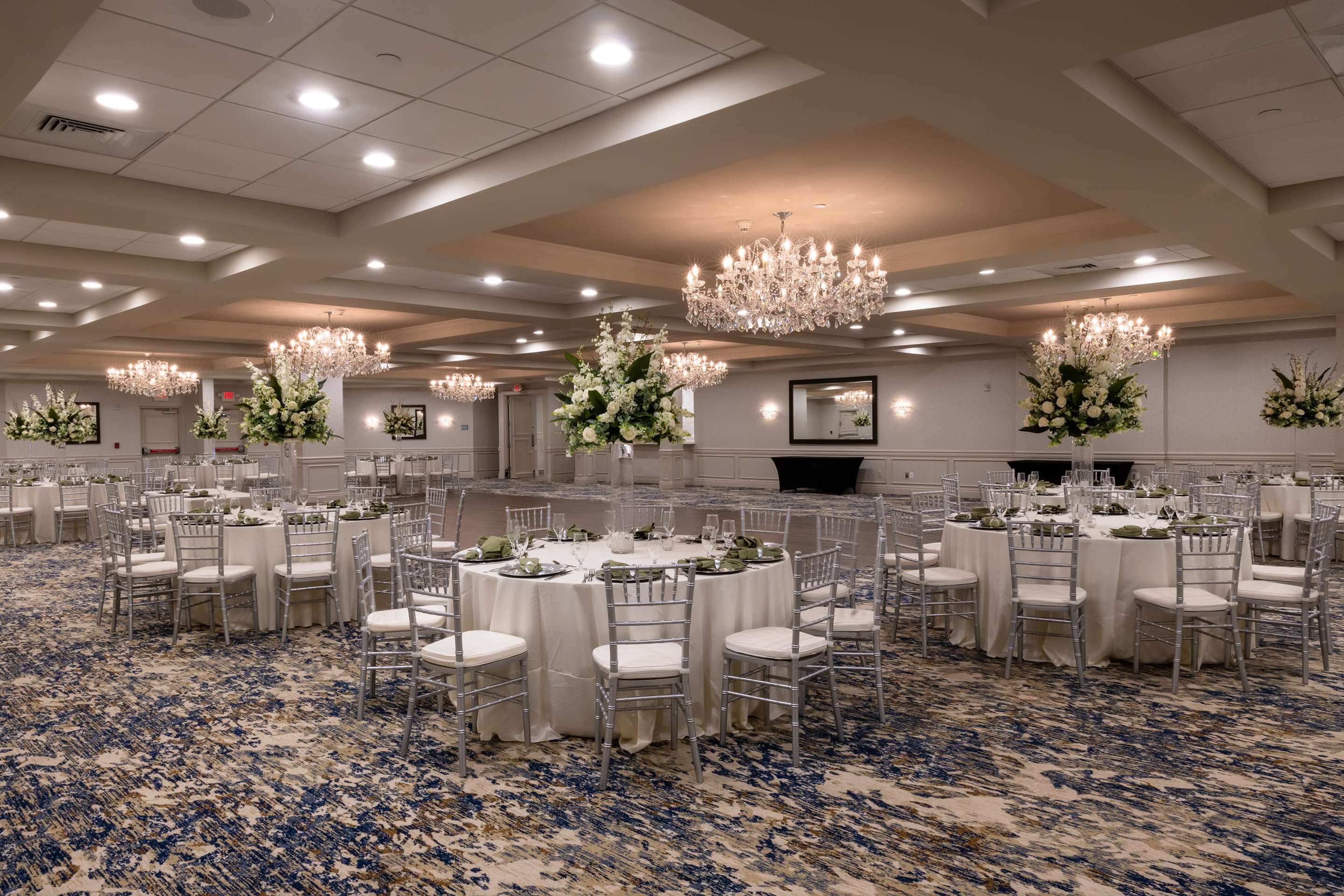 Meeting Room | DoubleTree by Hilton Tinton Falls - Eatontown
