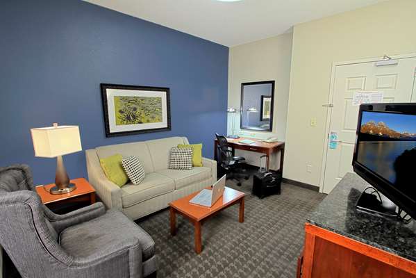  - Hilton Garden Inn Westbury