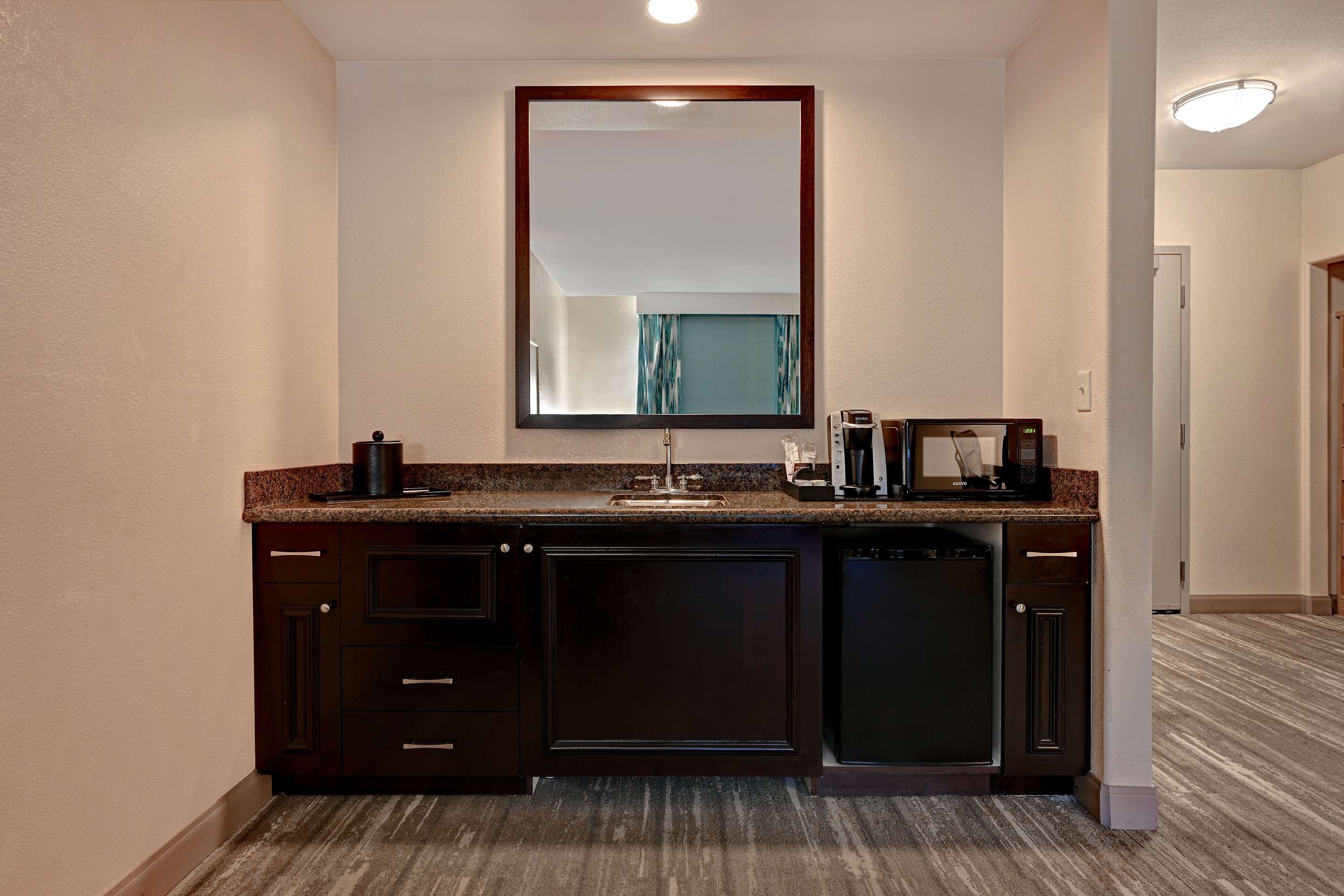 Guest room