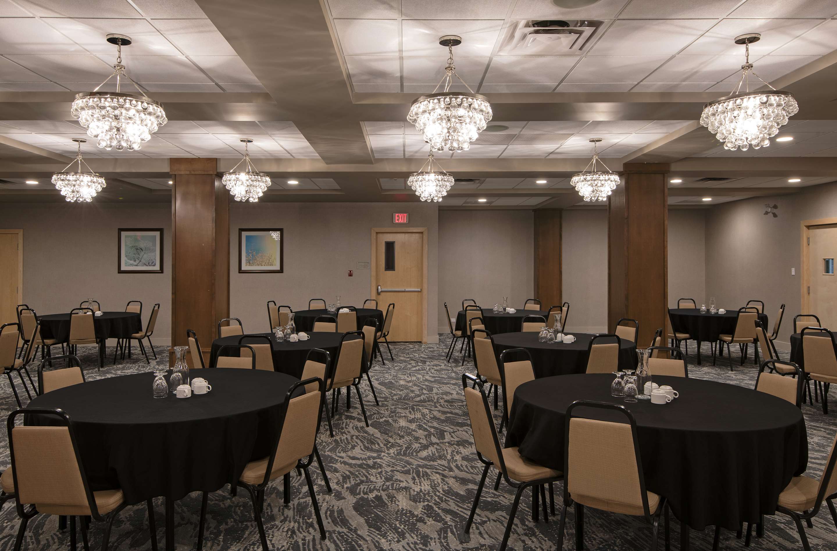 Meeting Room | DoubleTree by Hilton Hotel Kamloops
