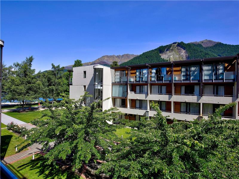 On-Site,Outdoor/Exterior,Exterior View of Building