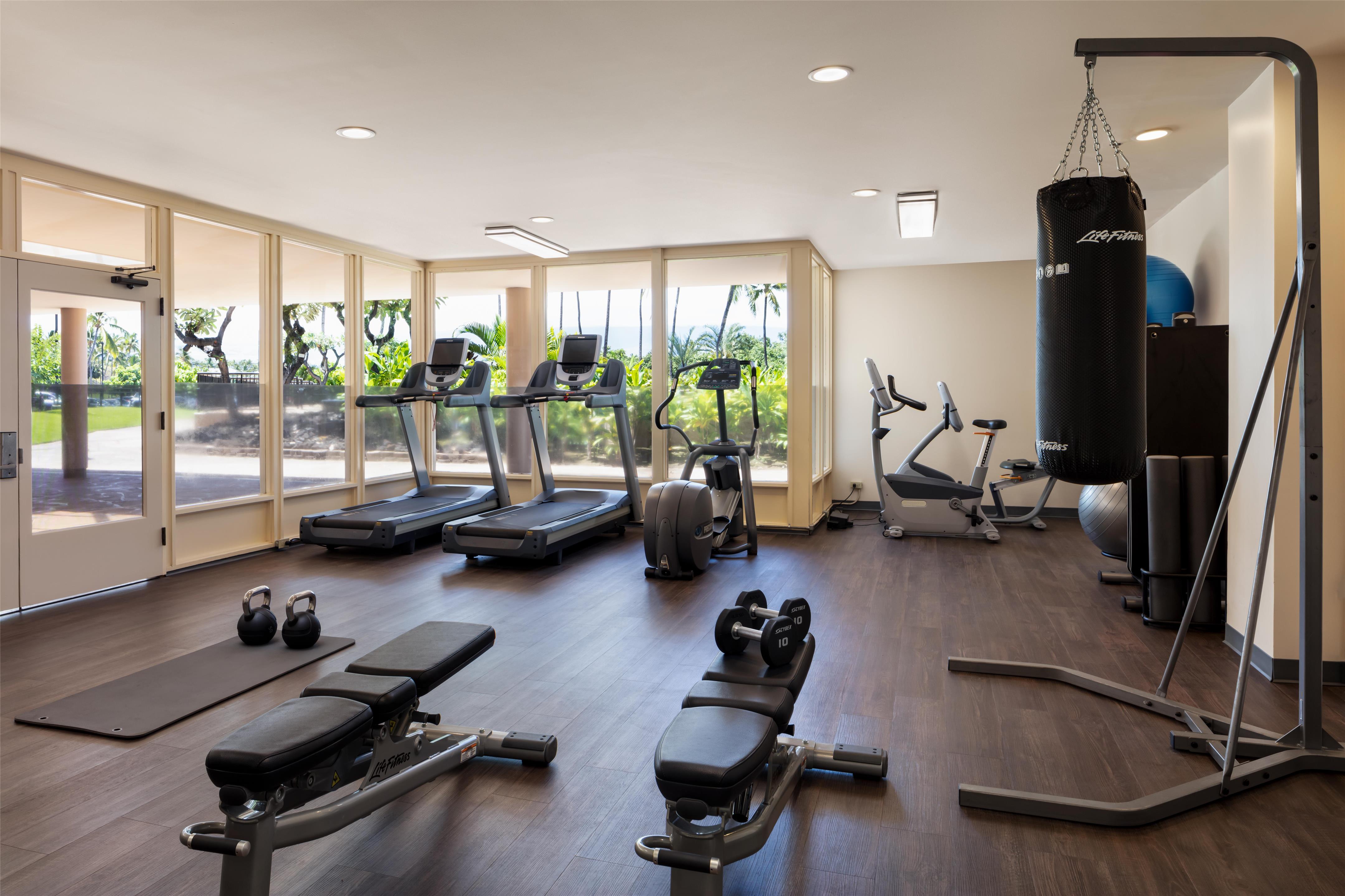 Health club fitness center gym | Hilton Waikoloa Village