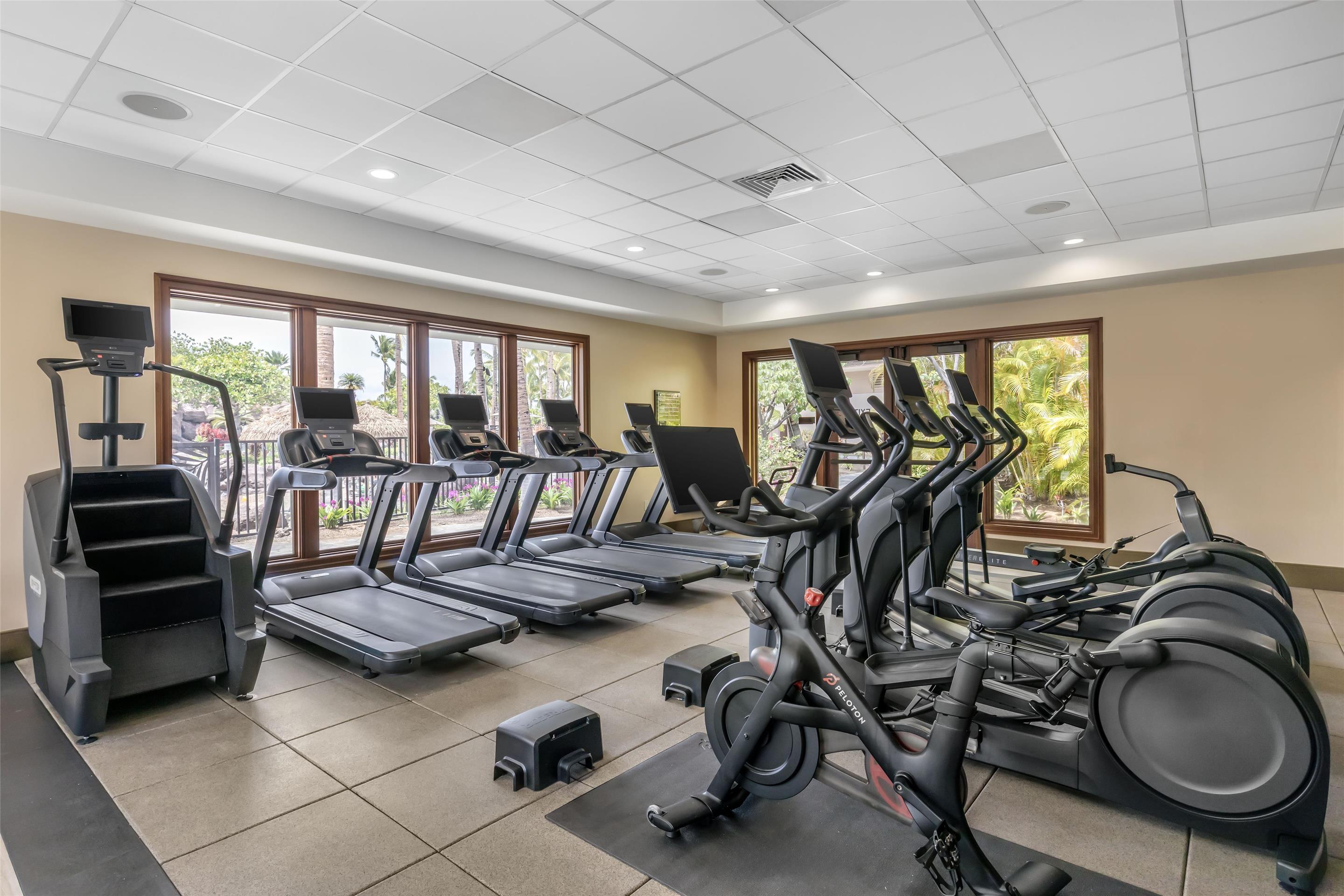 Health club fitness center gym | Hilton Grand Vacations Club Kings’ Land Waikoloa