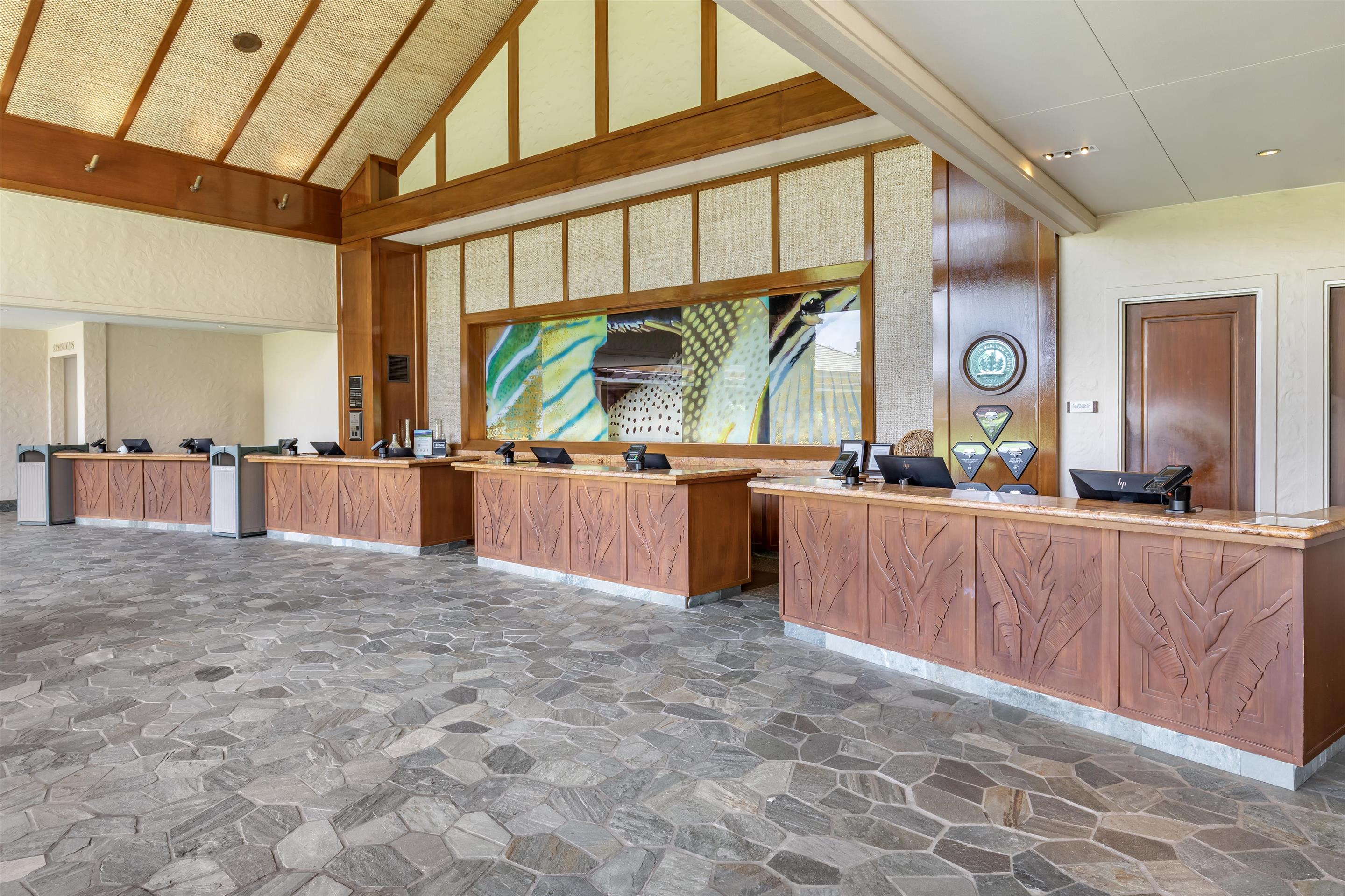Reception | Hilton Grand Vacations Club Kings’ Land Waikoloa