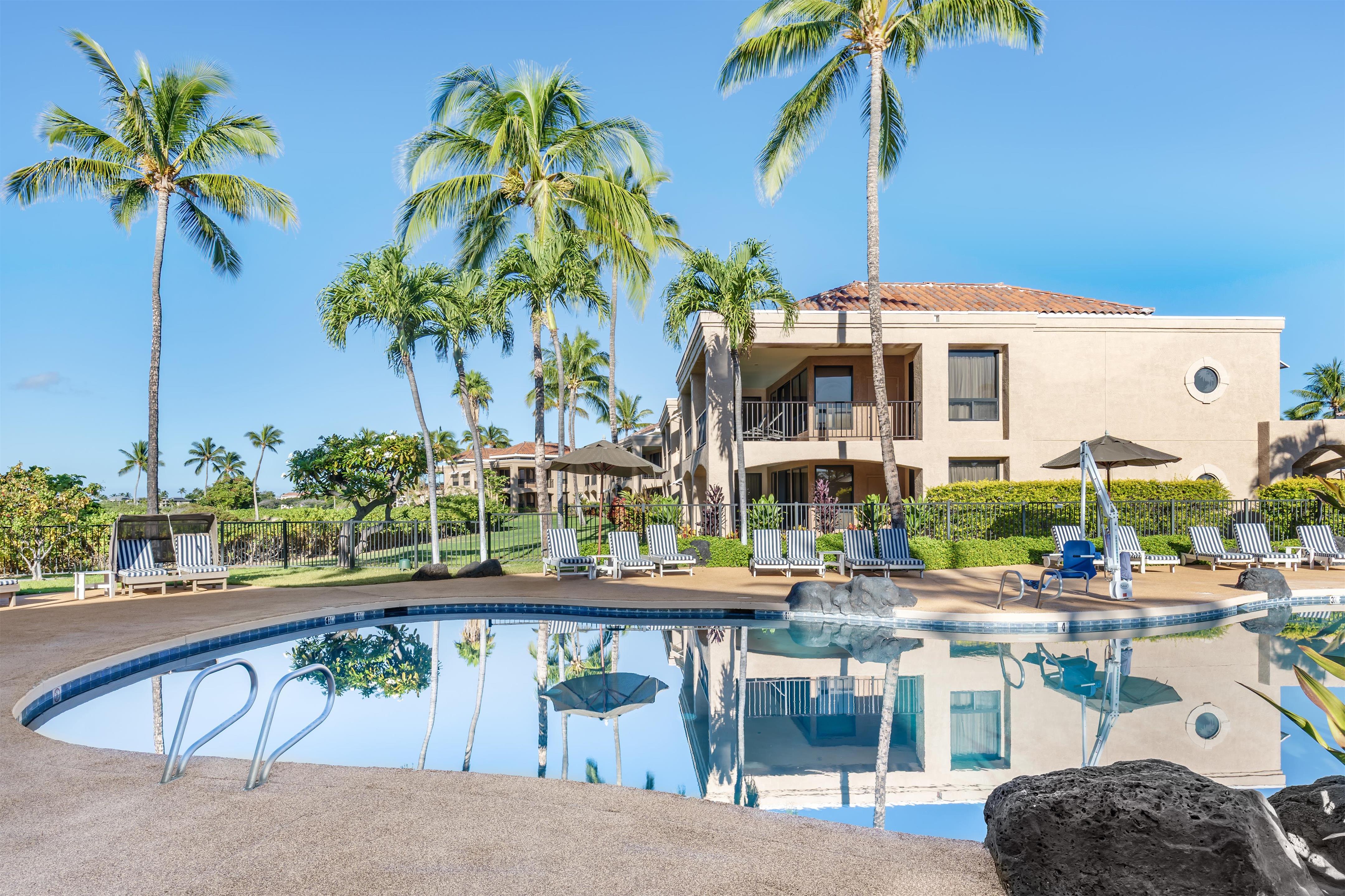 Pool | Hilton Grand Vacations Club Kohala Suites Waikoloa