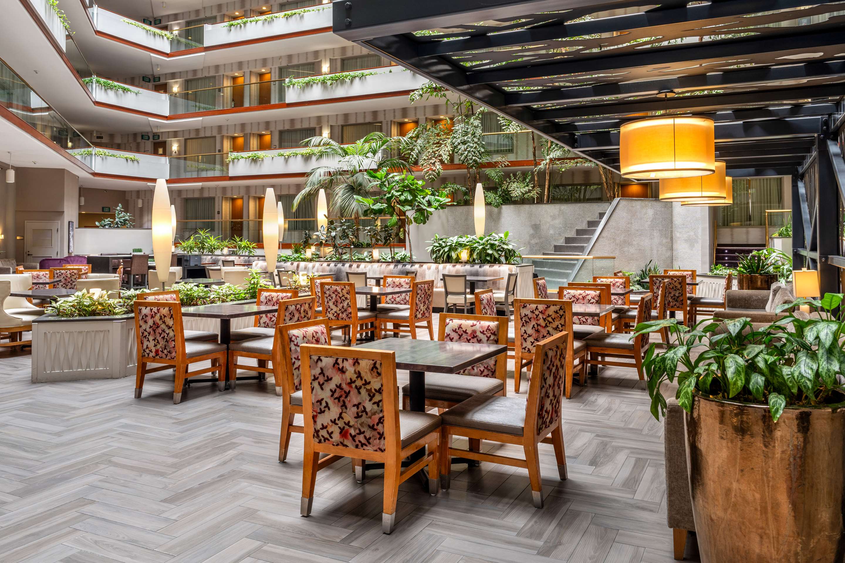 Lobby | Embassy Suites by Hilton Irvine Orange County Airport