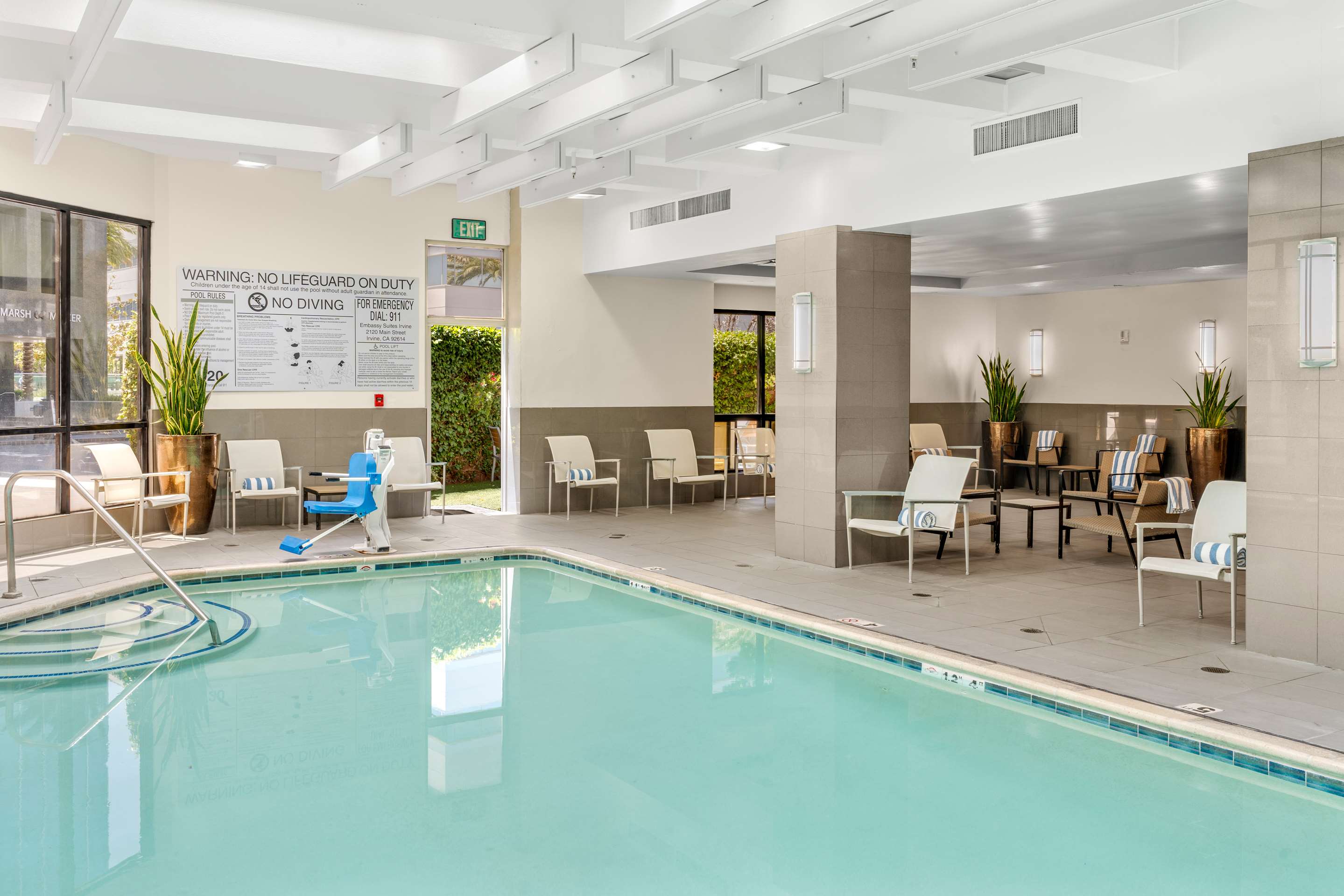 Pool | Embassy Suites by Hilton Irvine Orange County Airport