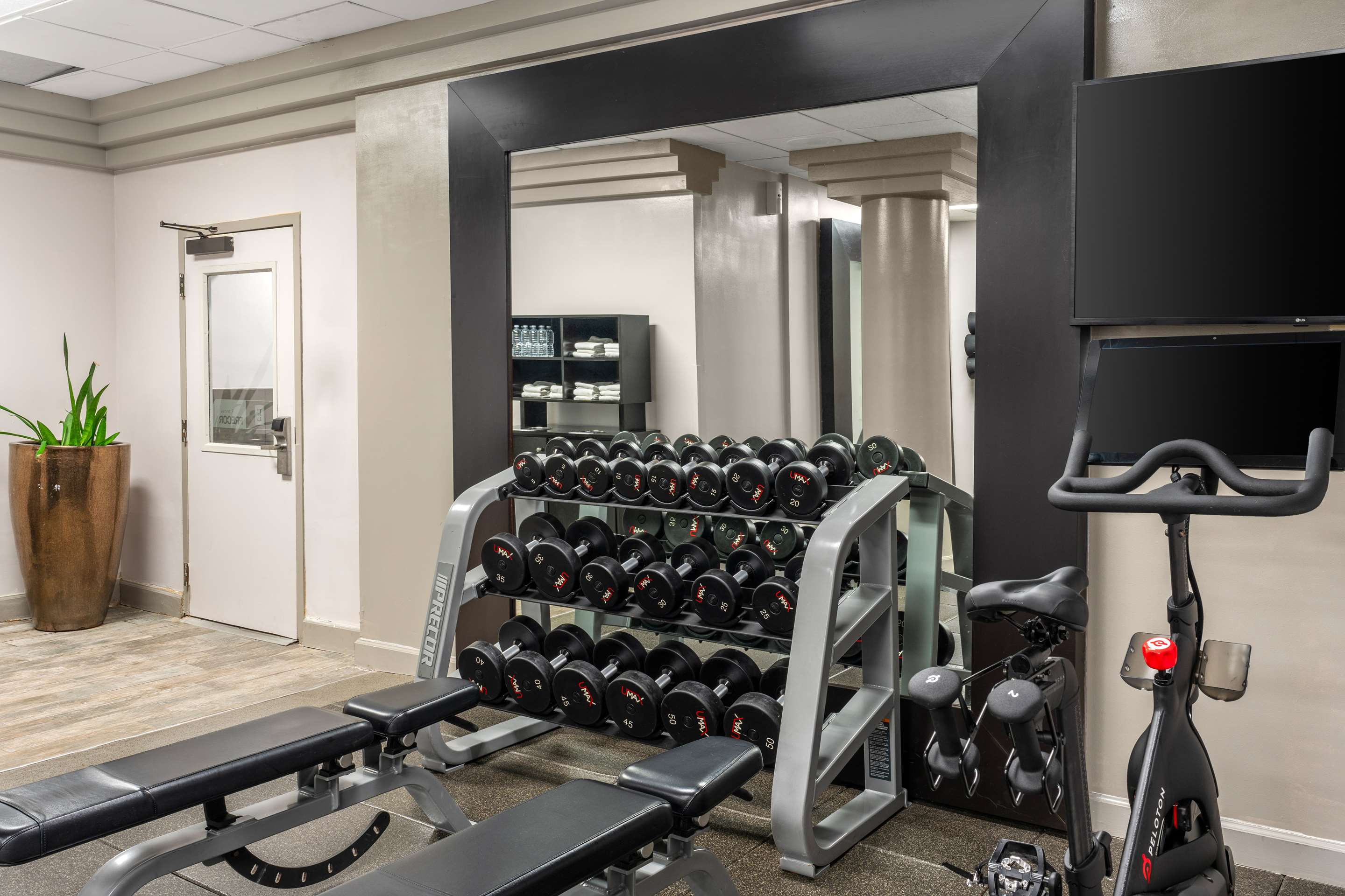 Health club fitness center gym | Embassy Suites by Hilton Irvine Orange County Airport