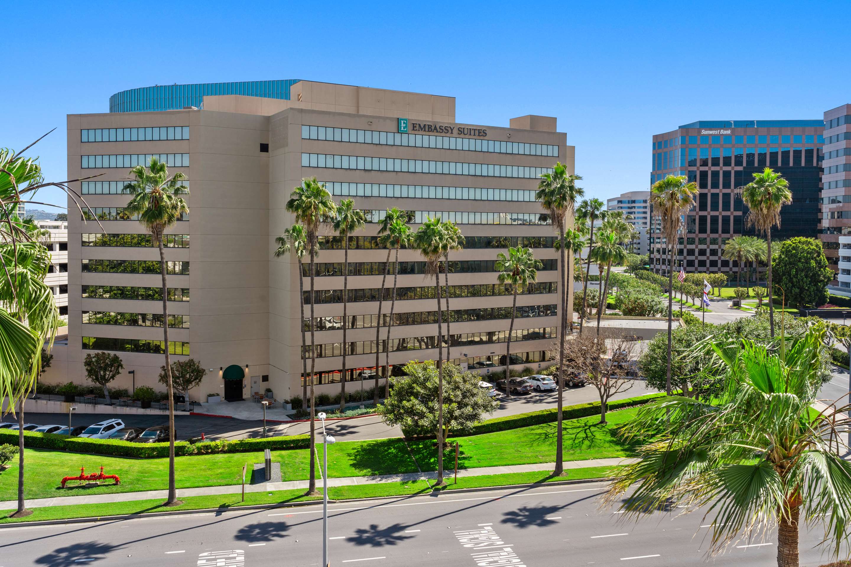 Exterior | Embassy Suites by Hilton Irvine Orange County Airport