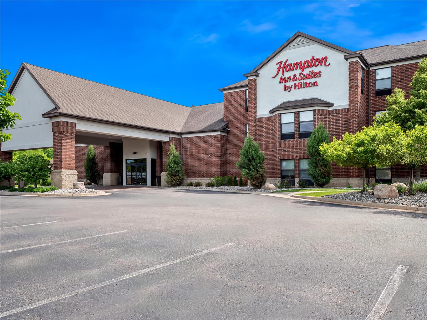 Hampton Inn & Suites Lansing