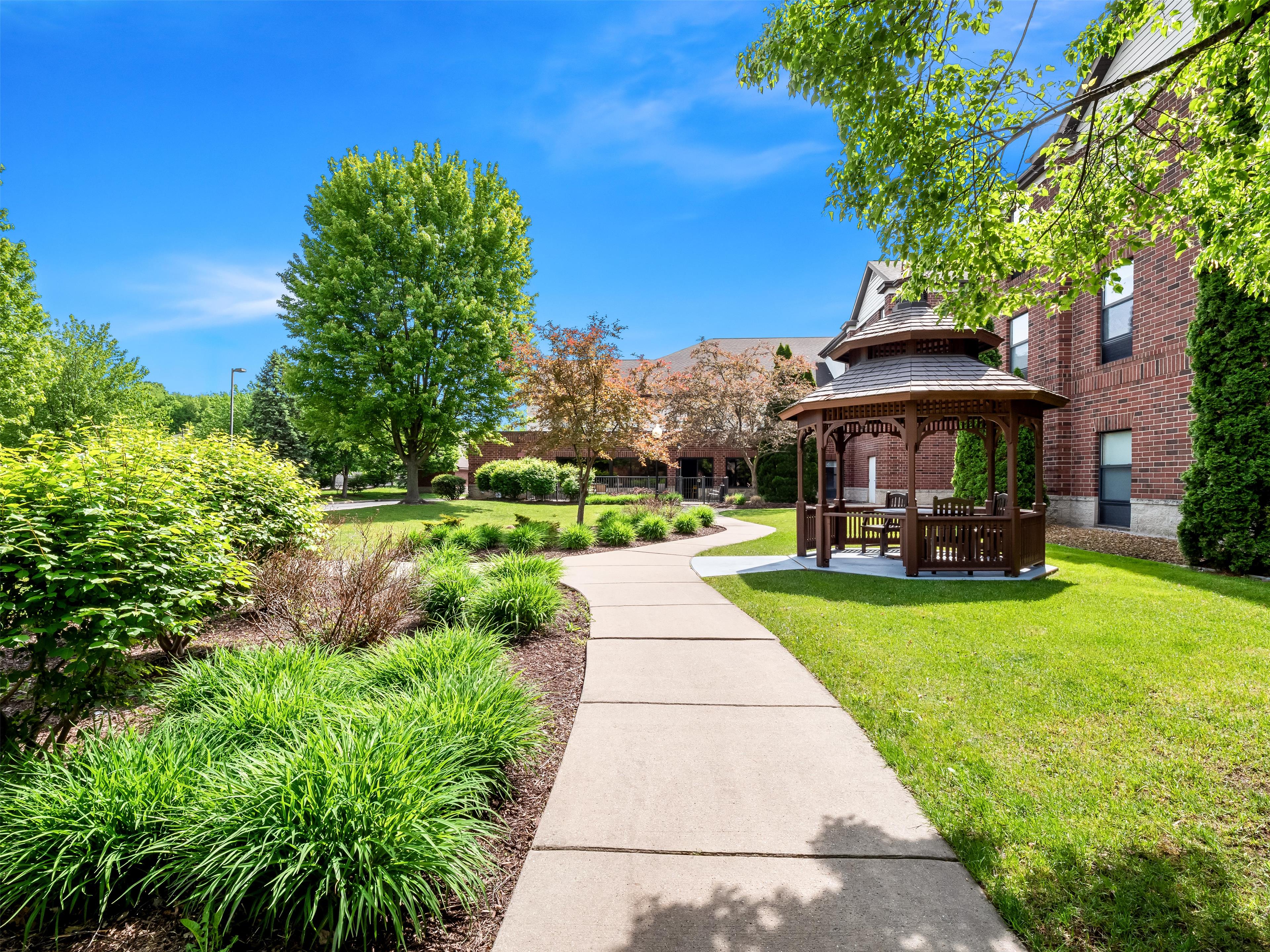 Exterior | Hampton Inn & Suites East Lansing/Okemos