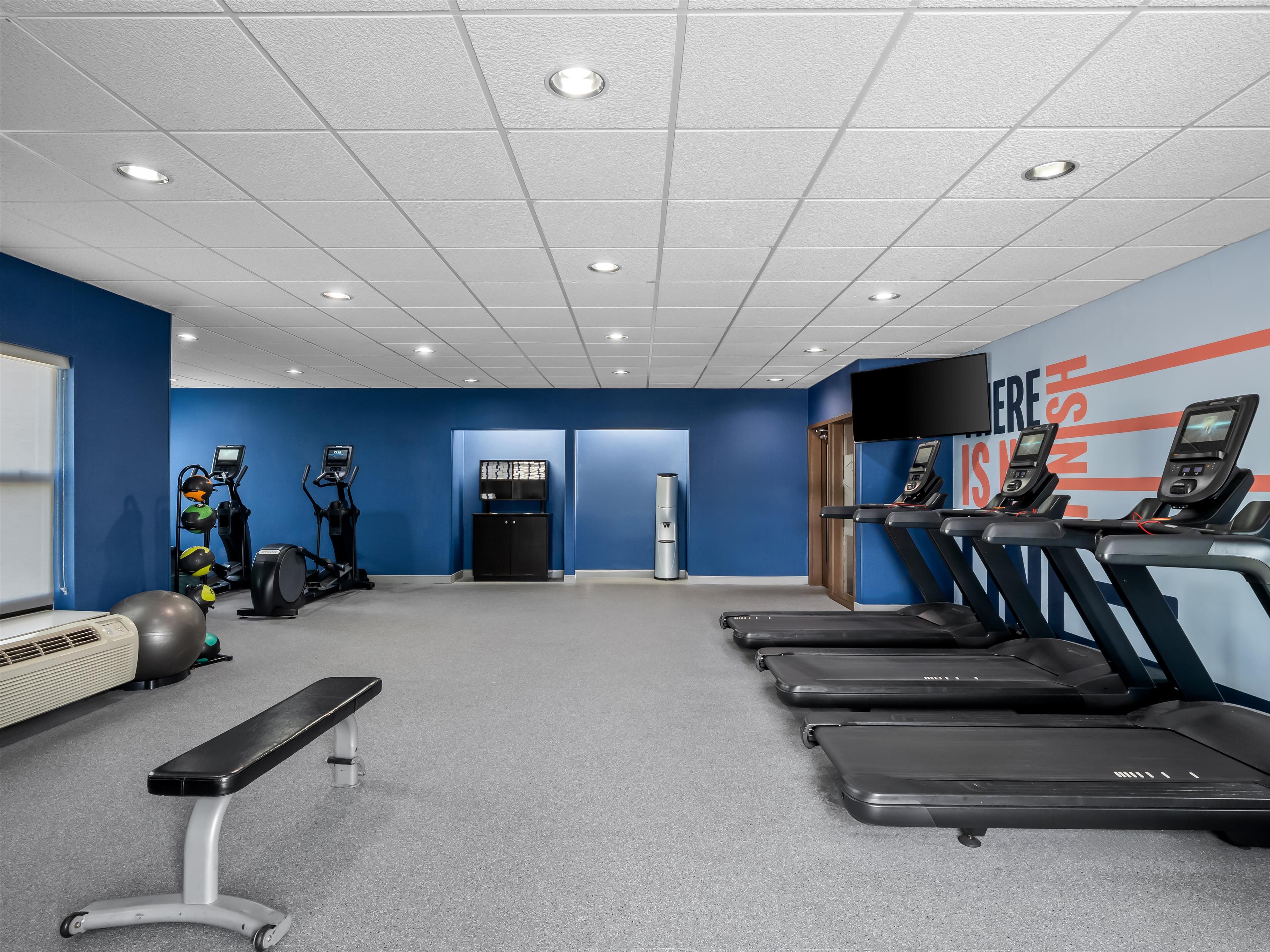 Health club fitness center gym | Hampton Inn & Suites East Lansing/Okemos