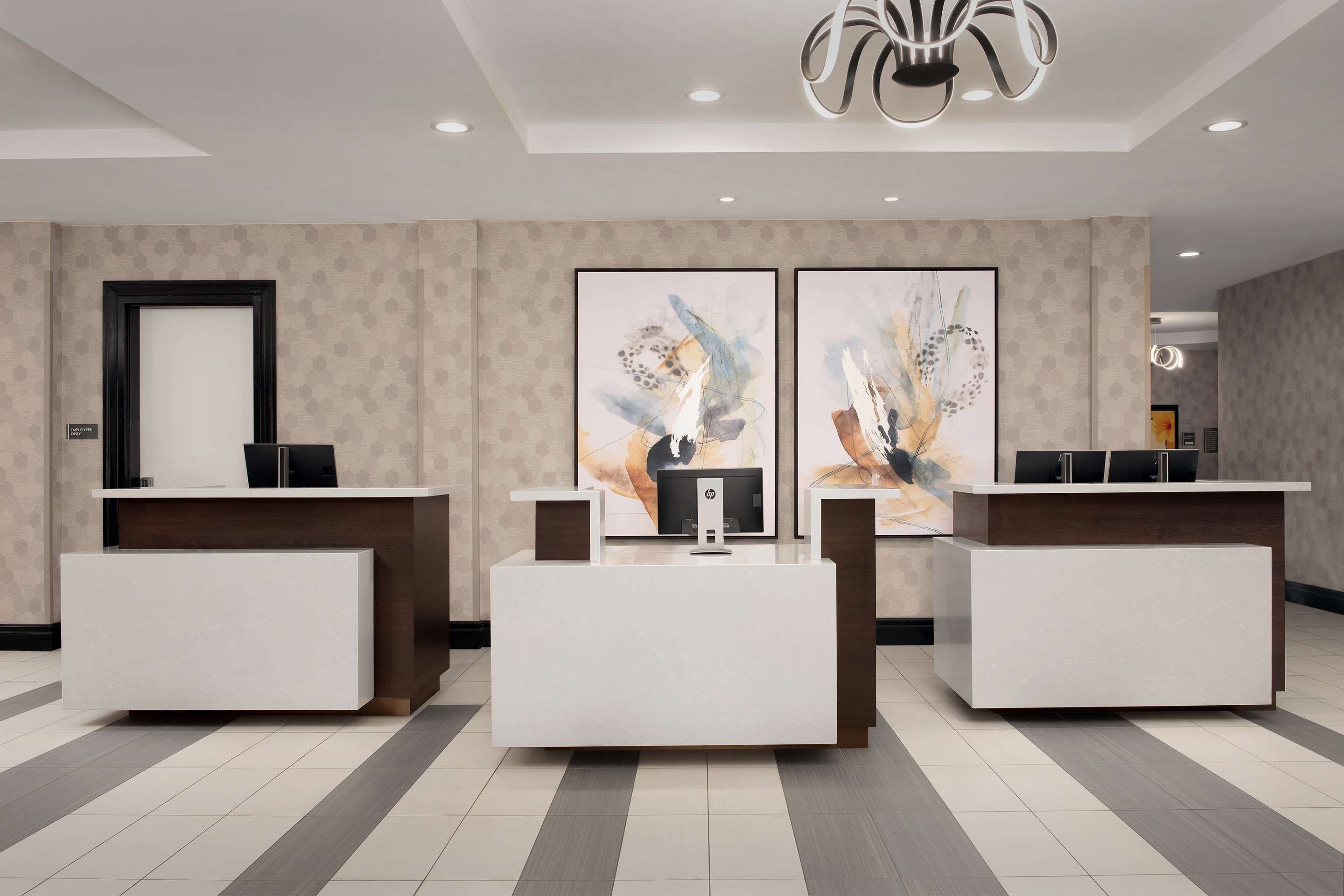 Reception | Embassy Suites La Quinta Hotel & Spa
