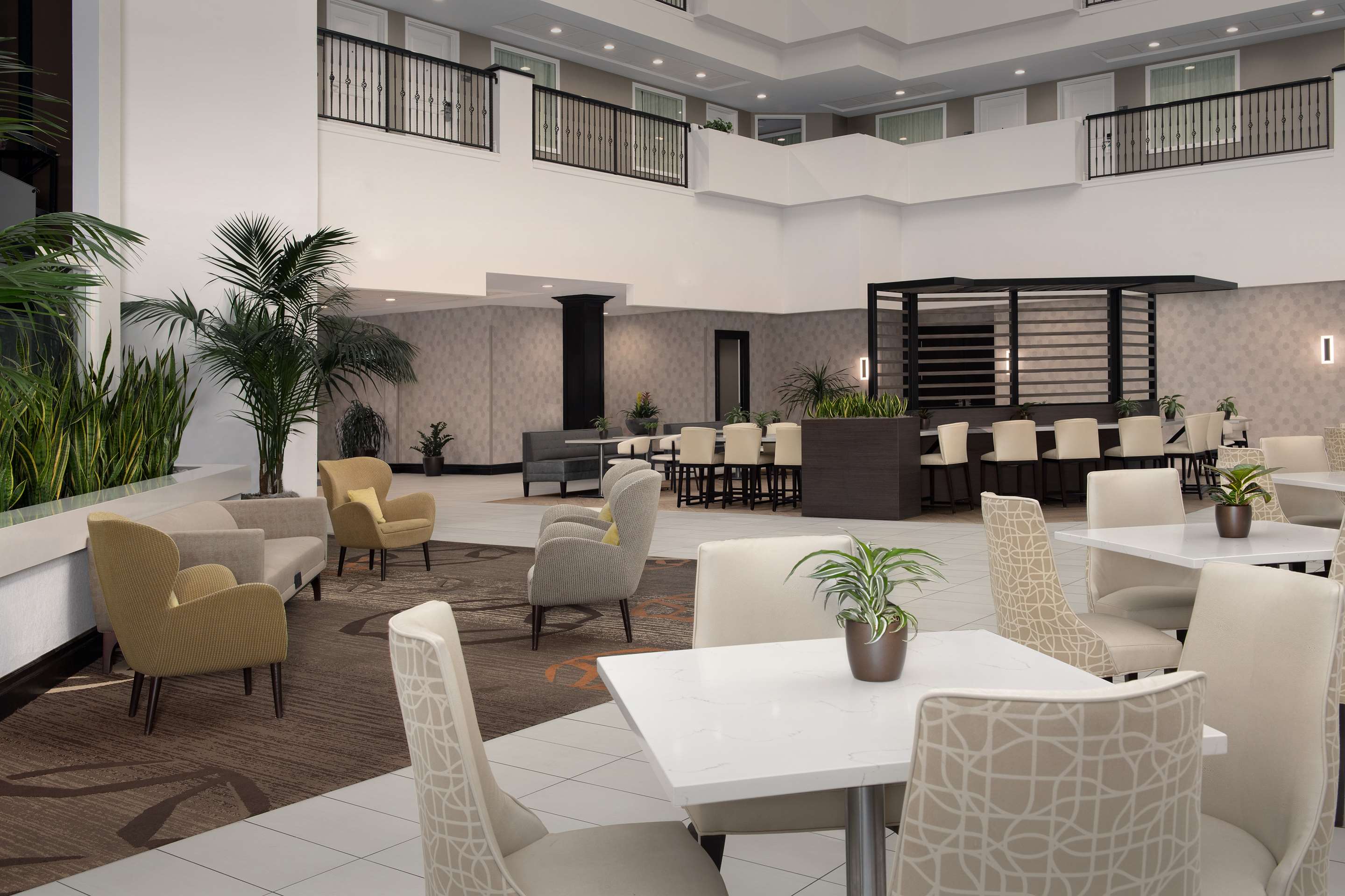 Lobby | Embassy Suites La Quinta Hotel & Spa