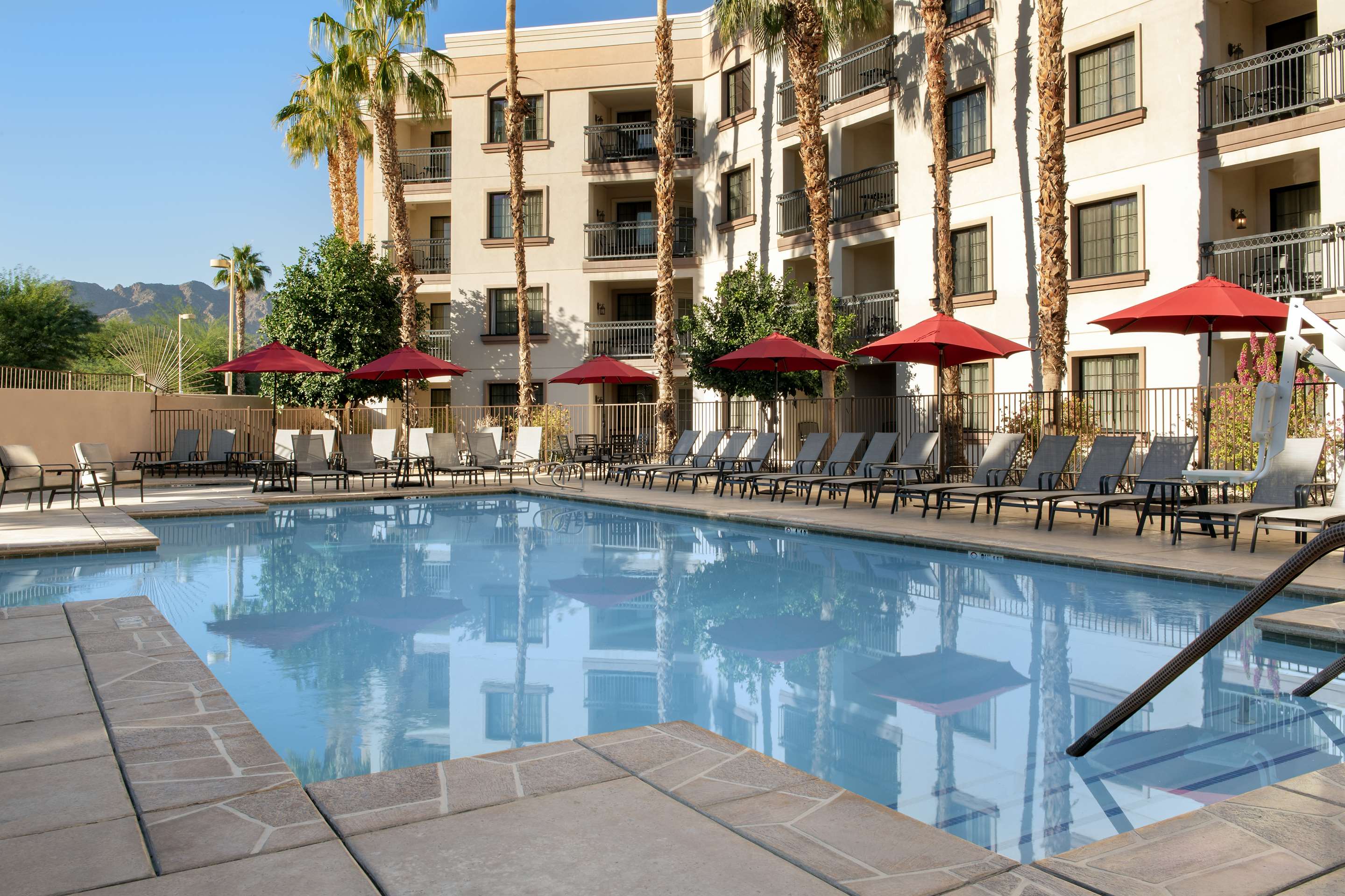 Pool | Embassy Suites La Quinta Hotel & Spa