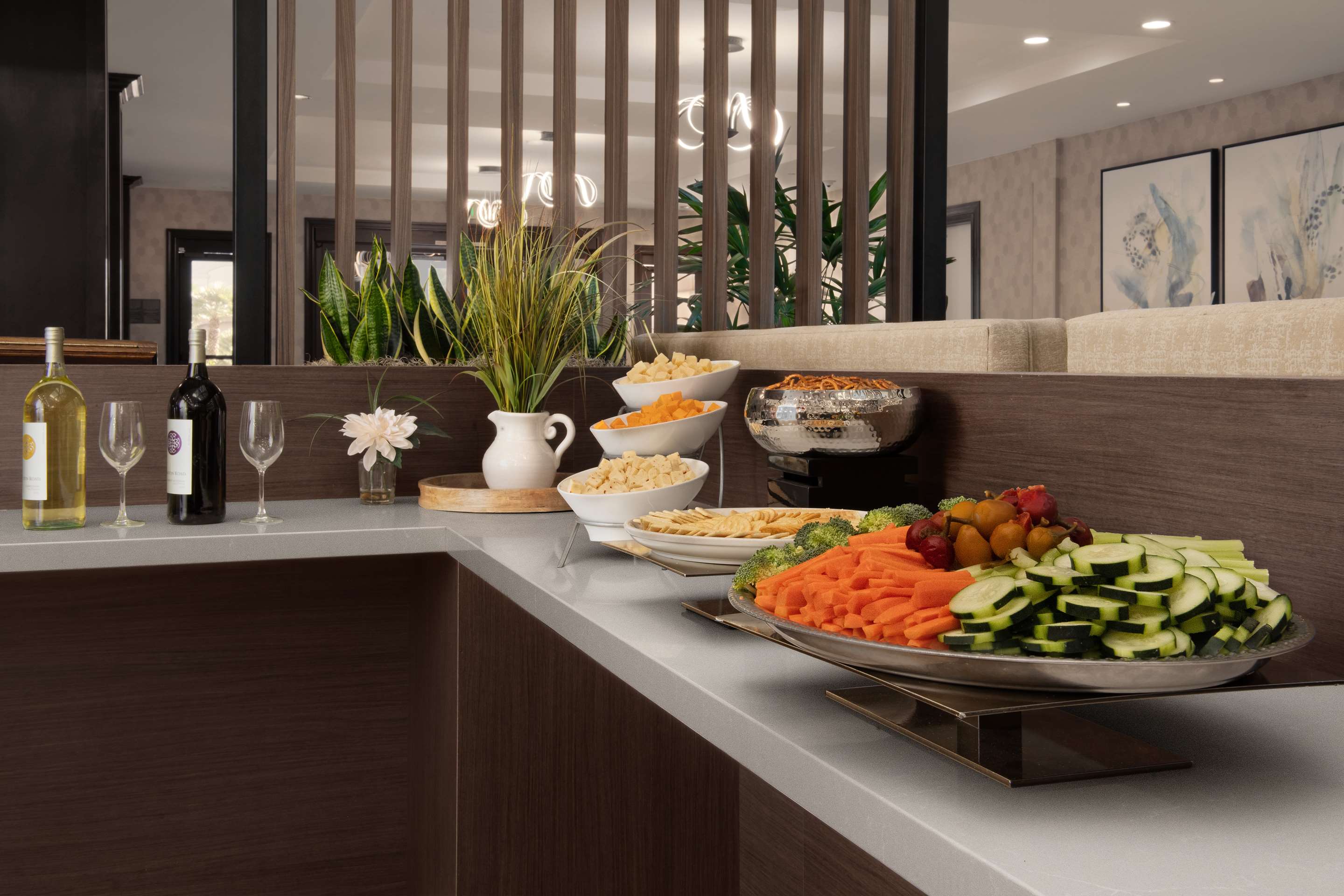 Restaurant | Embassy Suites La Quinta Hotel & Spa