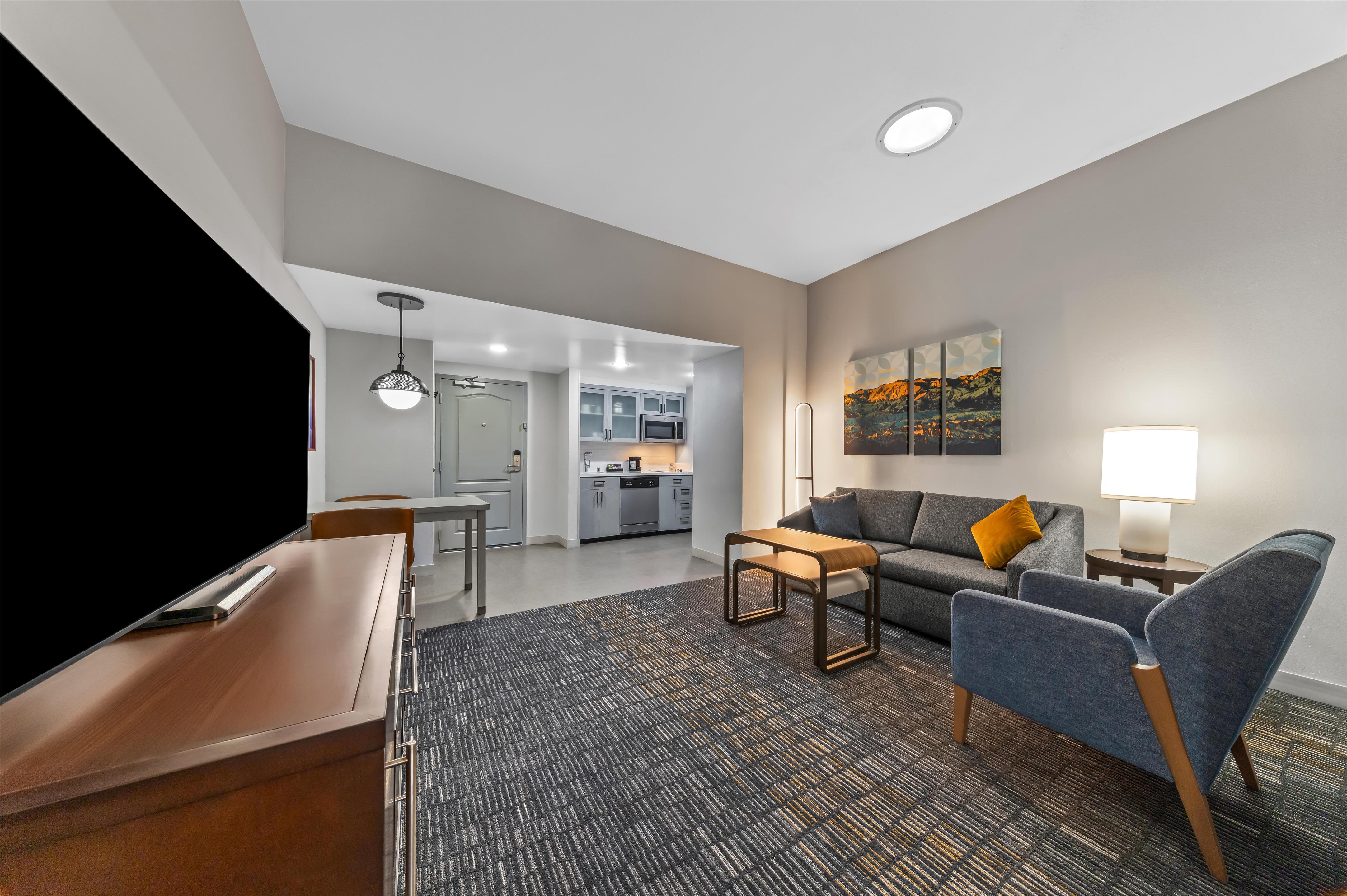 Guest room