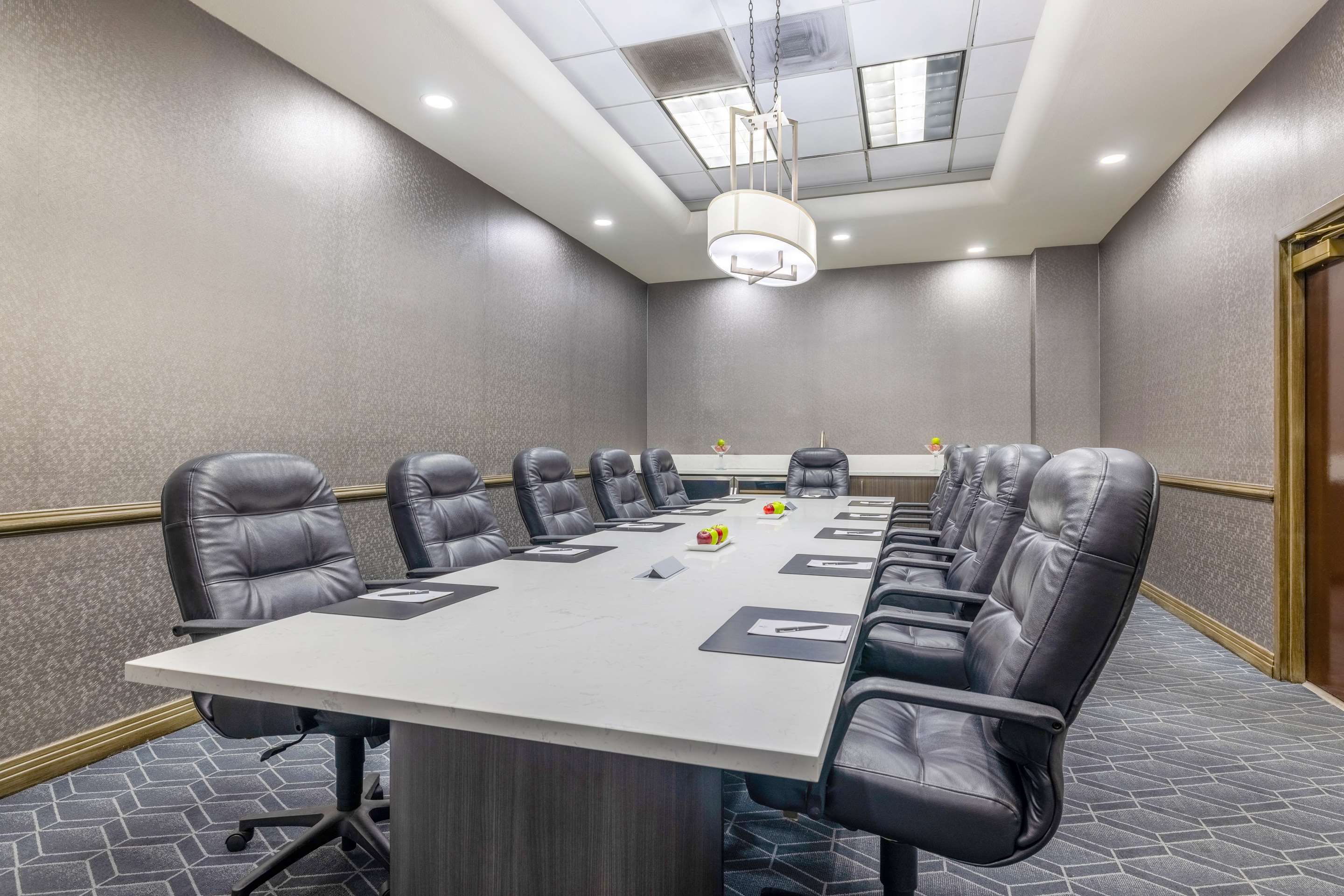 Meeting Room | Embassy Suites by Hilton Convention Center Las Vegas