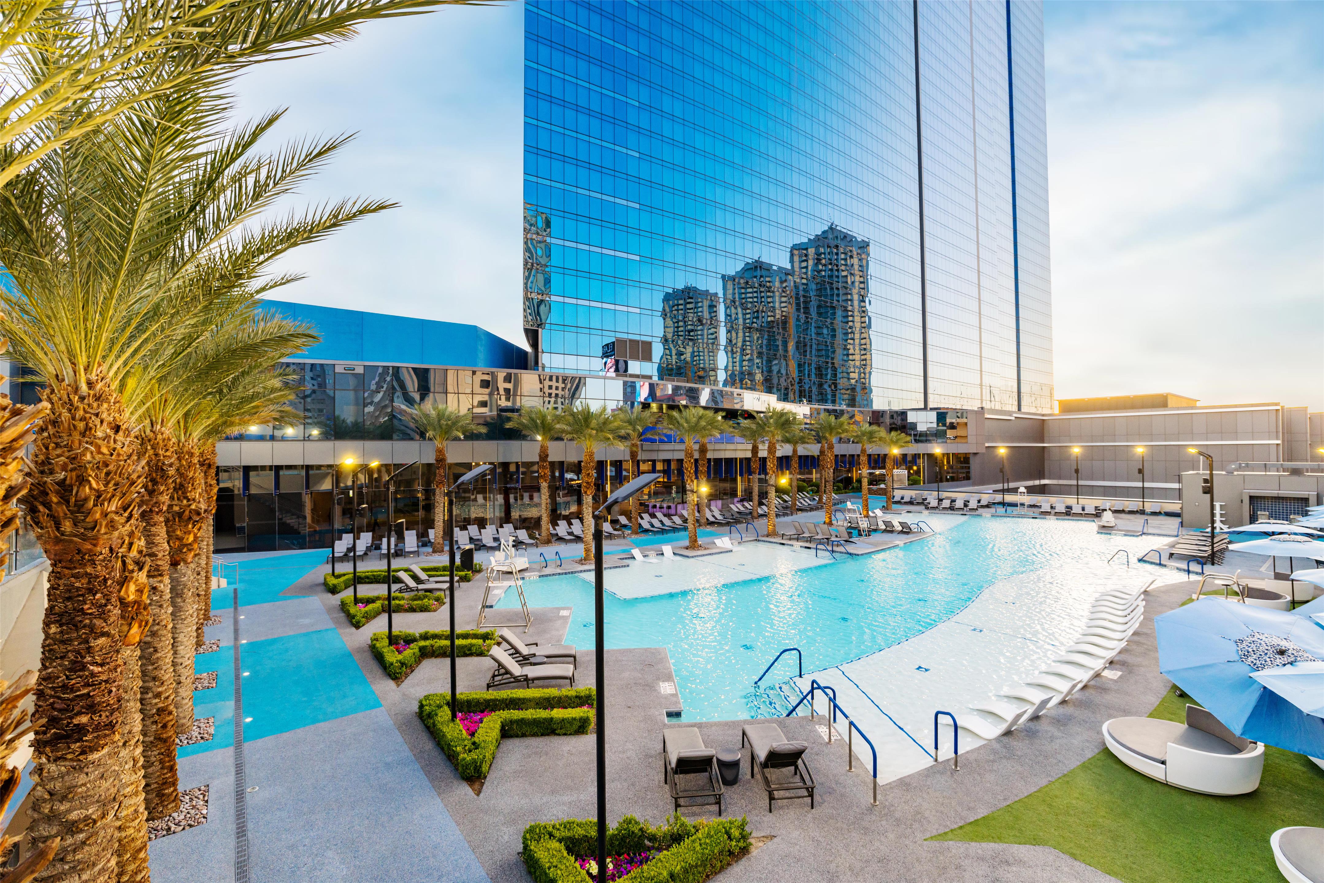 Pool | Hilton Grand Vacations Club Elara Center Strip Las Vegas