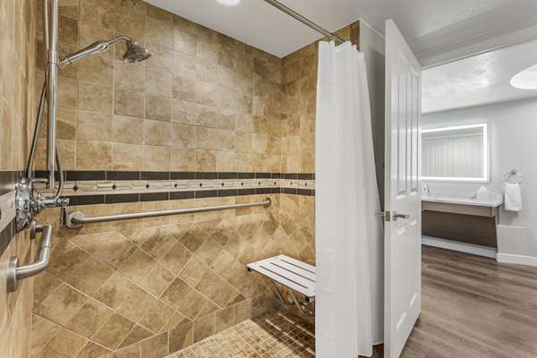  - Hilton Grand Vacations at the Flamingo Las Vegas - I-15, Exit 38